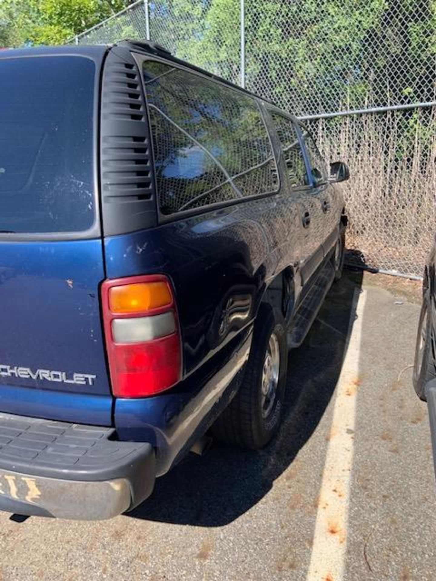 2003 CHEVROLET SUBURBAN, 1GNFK16Z93J163378, Location - Hackensack - Image 4 of 6