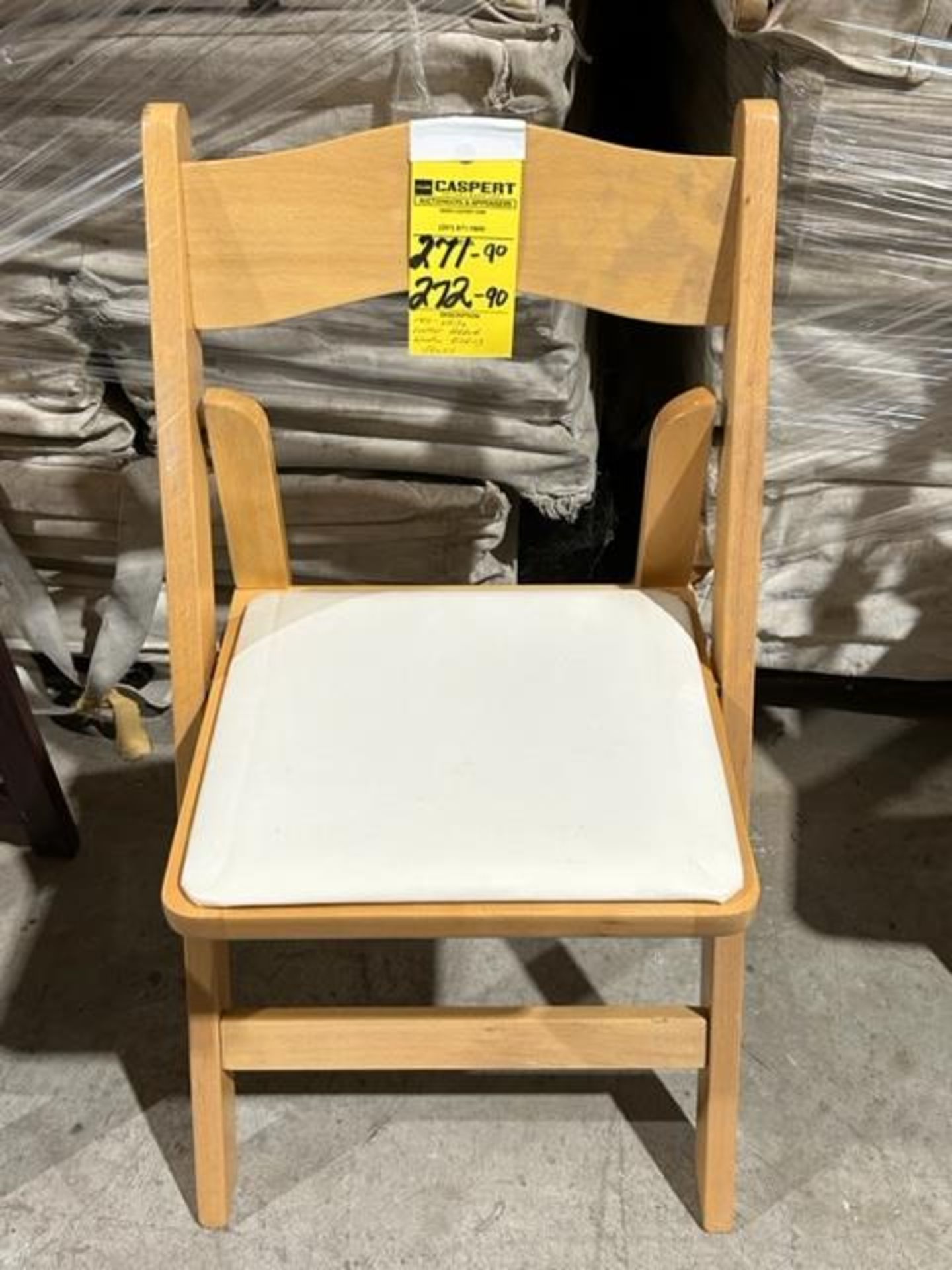 (90) Natural Wood with White Padded Seat Folding Chairs