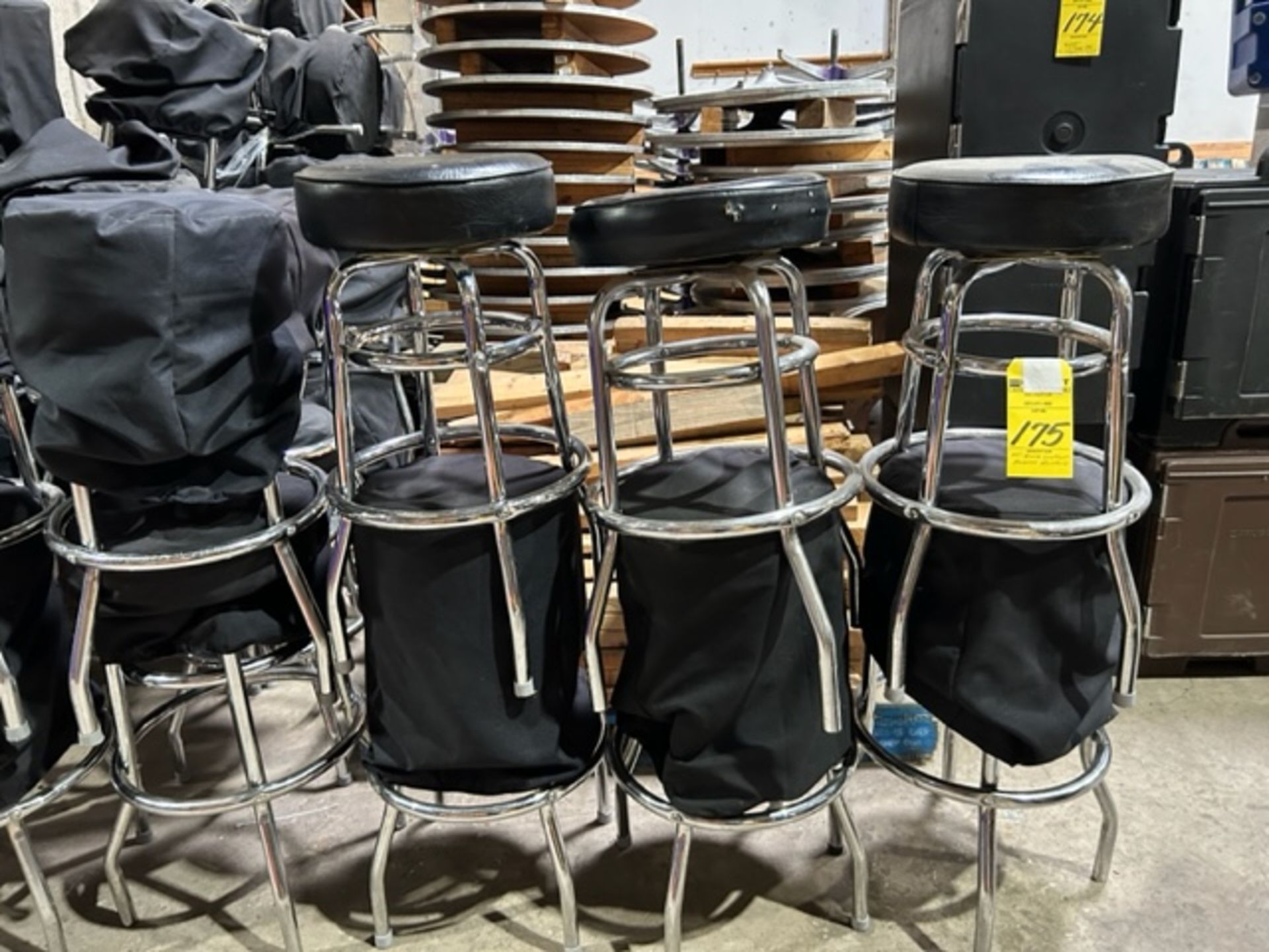 (40) Black Leather / Chrome Stools