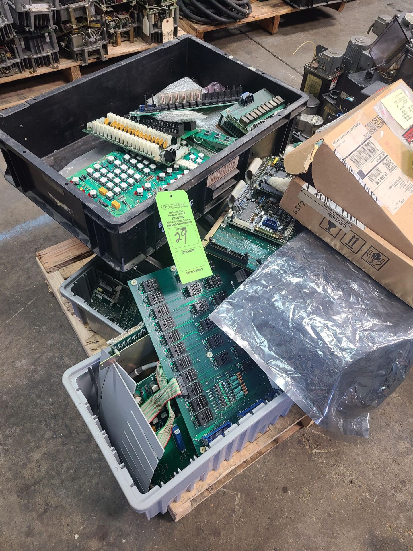 PALLET OF VARIOUS CIRCUIT BOARDS