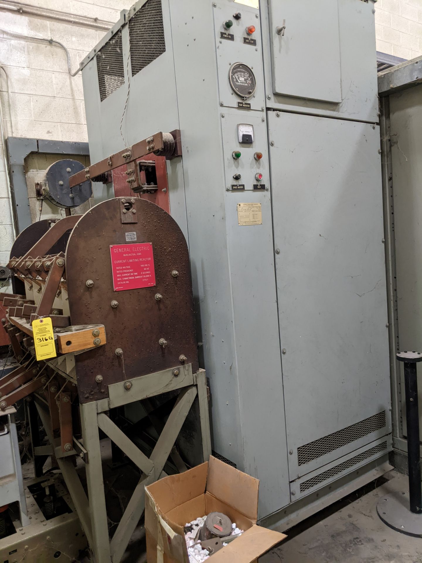 SOUTHERN TRANSFORMER CO. SINGLE-PHASE TRANSFORMER; 2:000 KVA; TYPE AA NO. T6749 WITH LIMITING