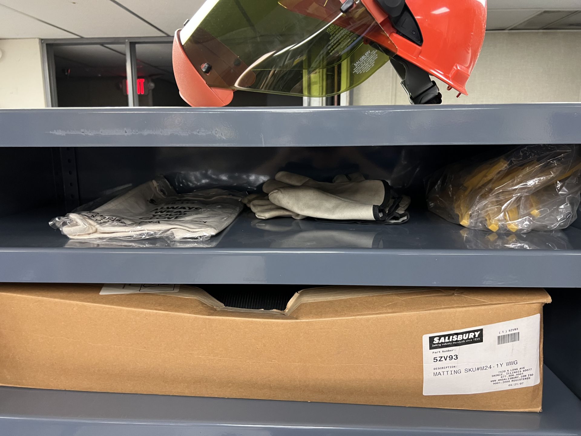 CABINET AND CONTENTS: ARC GEAR; SALISBURY SAFETY GEAR; GLOVES; HELMETS; FACE SHIELDS - Image 3 of 3