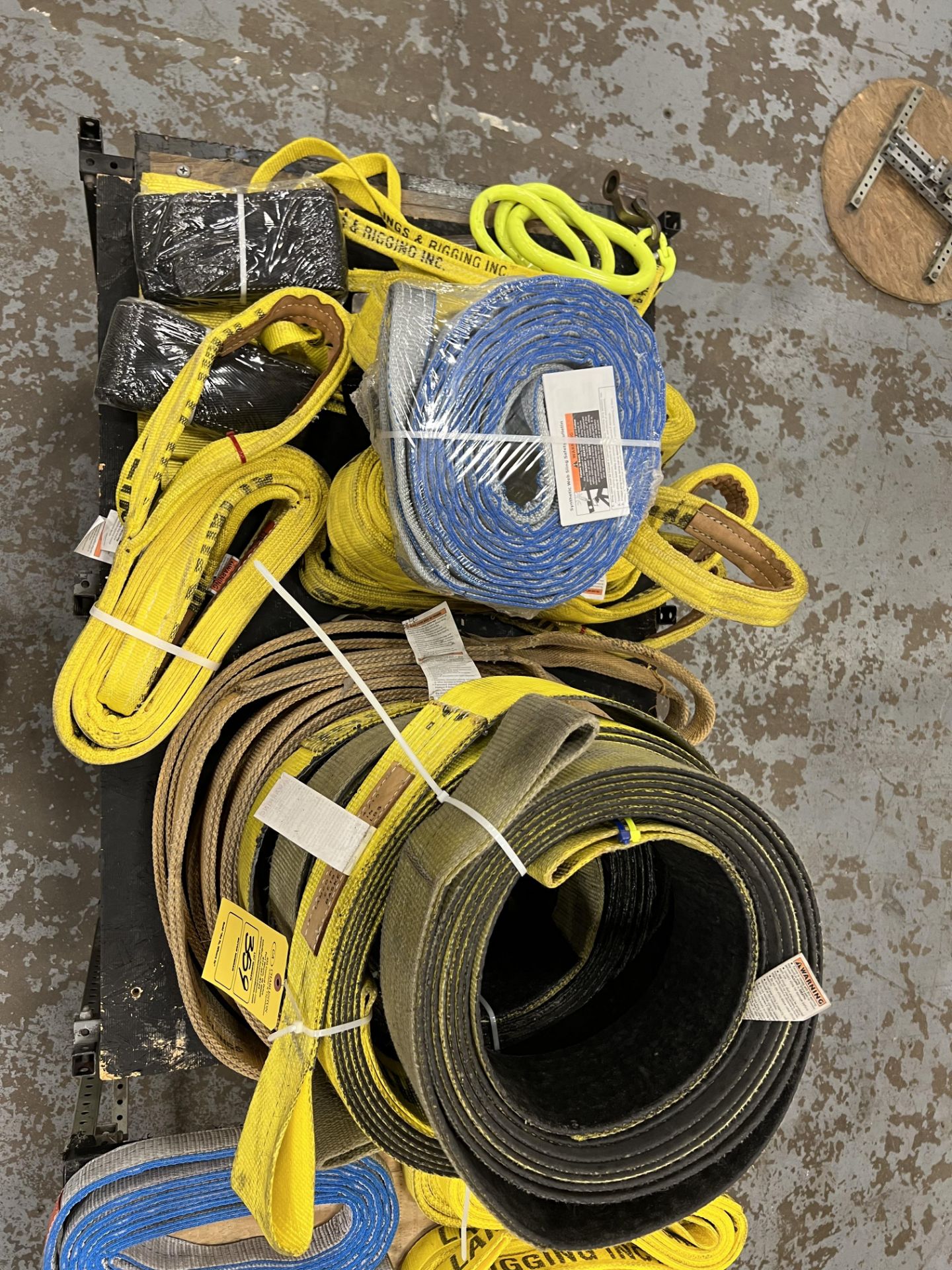 CART AND CONTENTS: NEW AND LIGHTLY USED RIGGING STRAPS