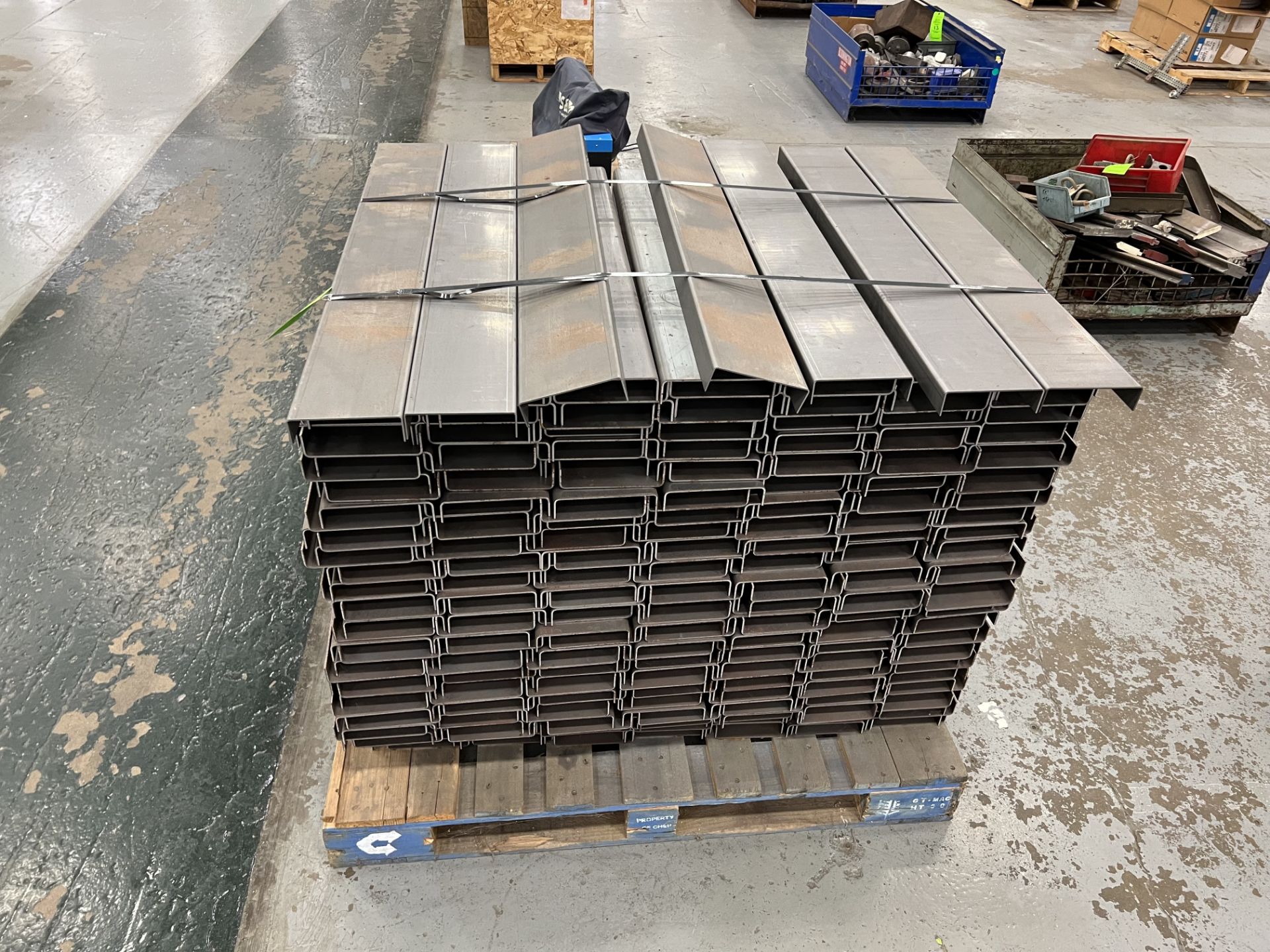 3 FT STEEL CHANNEL - Image 2 of 2