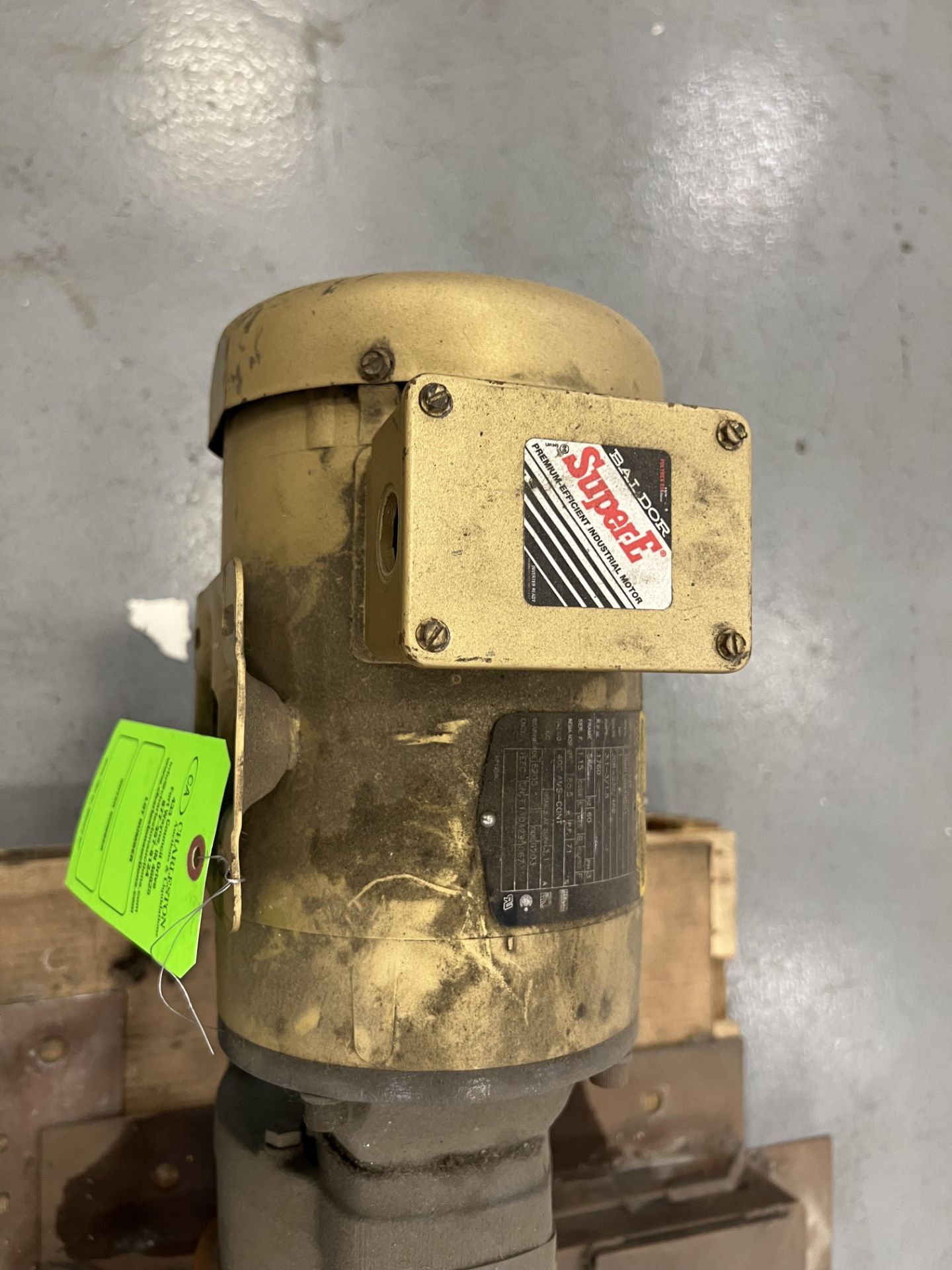 BALDOR GEAR REDUCER W/CLUTCH DRIVE; 1 FT PER MIN; (1) ELECTRIC MOTOR -BALDOR 1.5HP