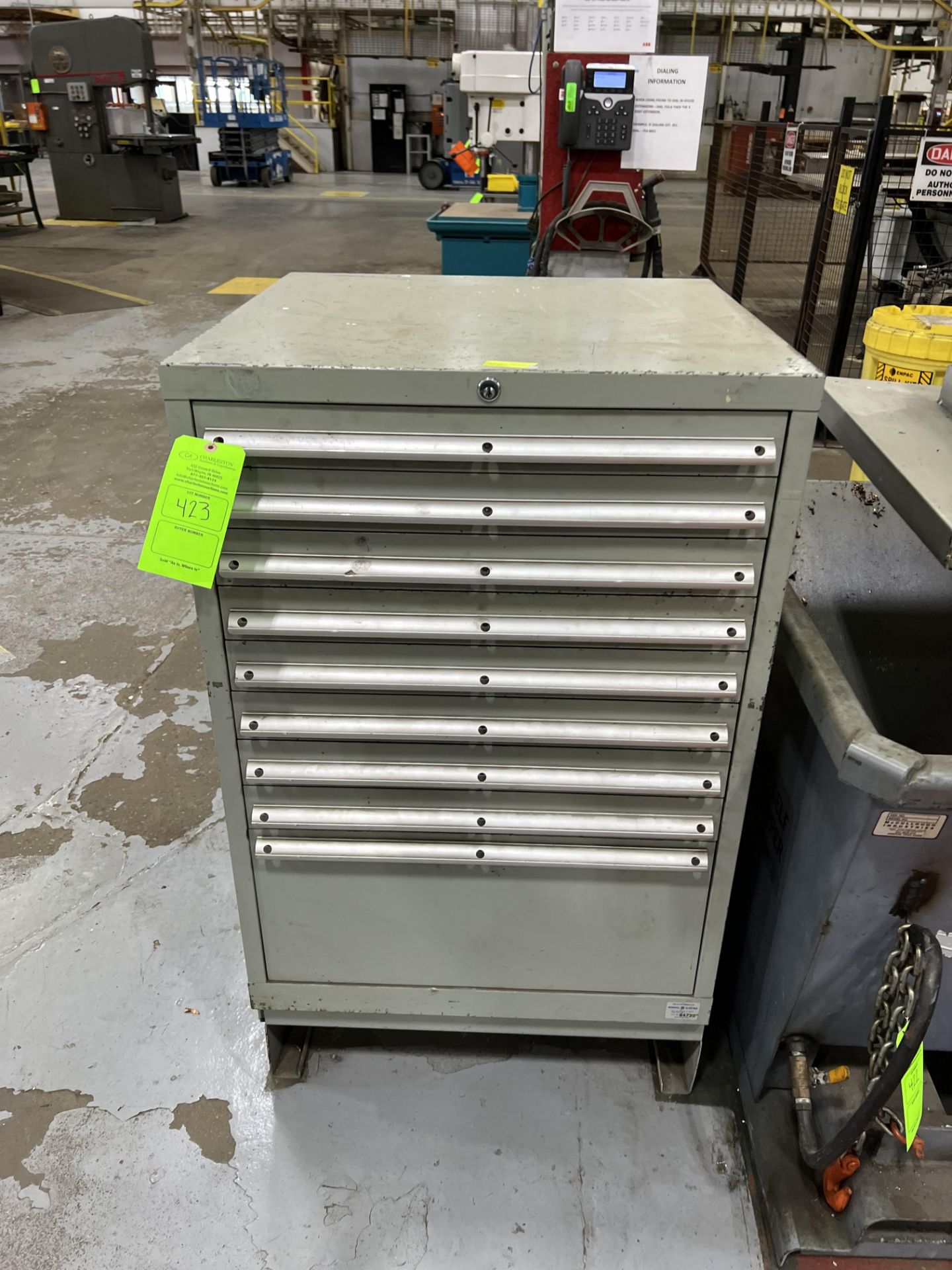 9-DRAWER VIDMAR CABINET W/CARBIDE TIPS