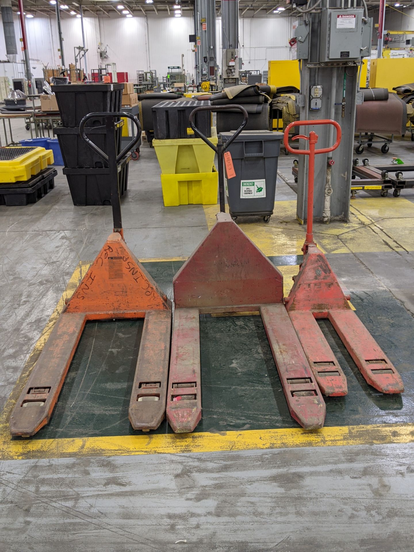 (3) VARIOUS LENGTH AND WEIGHT CAPACITY PALLET JACKS