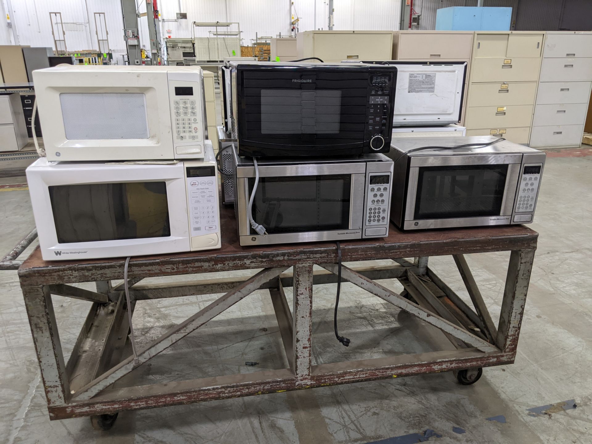 CART WITH (11) MICROWAVES - Image 2 of 2