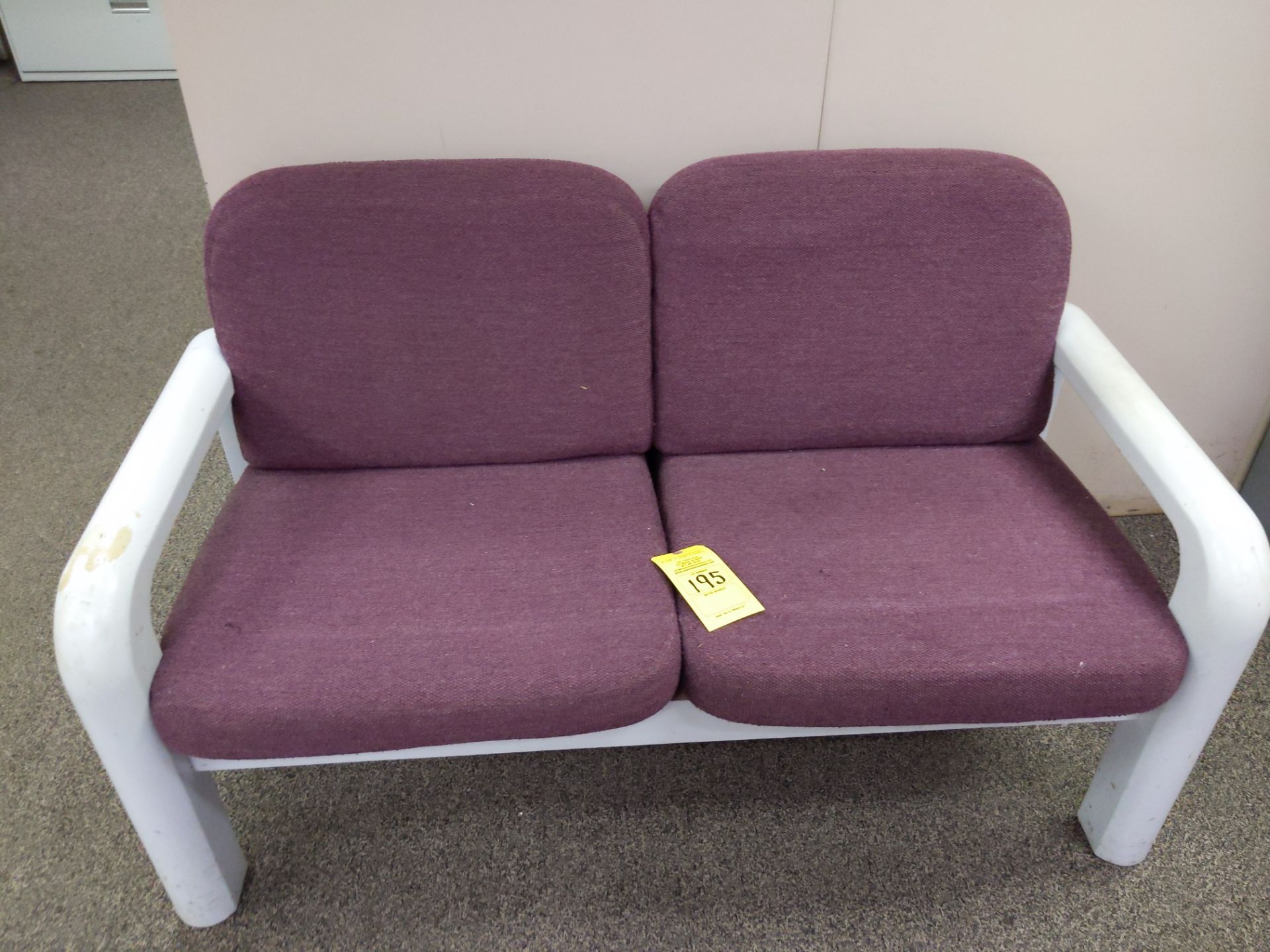 2 SEAT OFFICE LOUNGE CHAIR