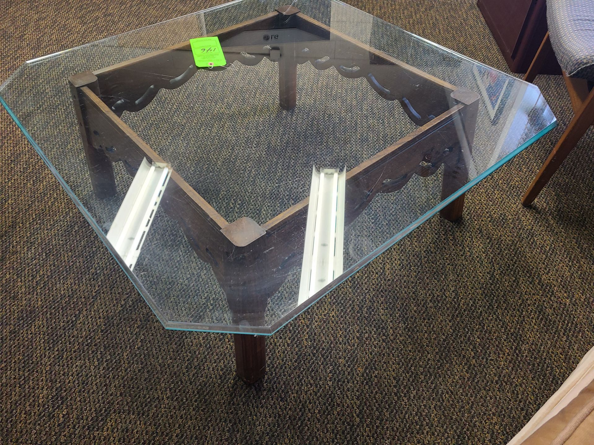 GLASS TOP COFFEE TABLE - Image 2 of 3