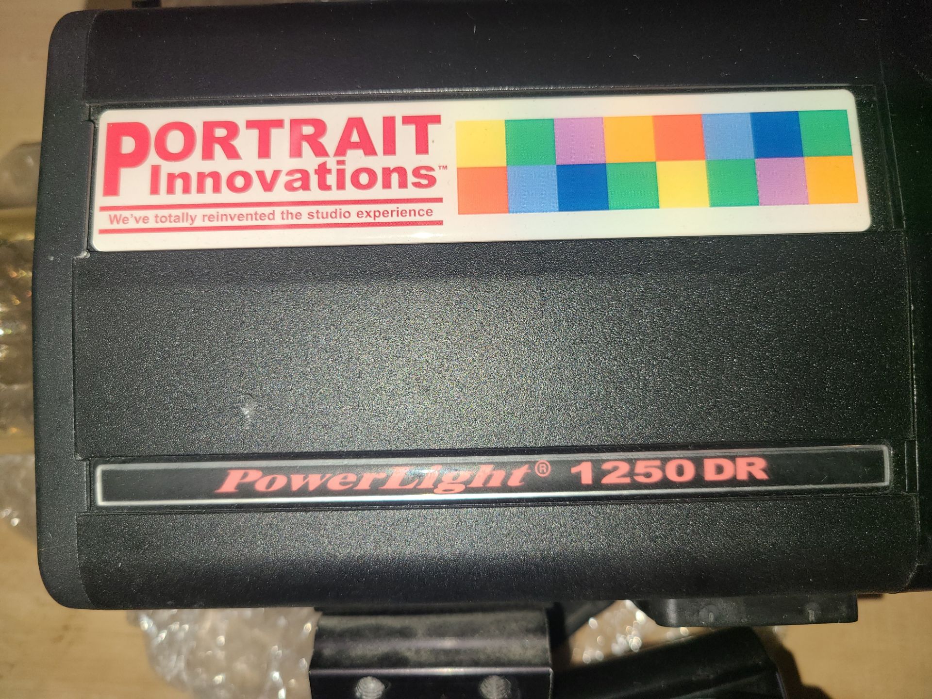 (4) PORTRAIT INNOVATIONS POWER LIGHT 1250DR - Image 3 of 4