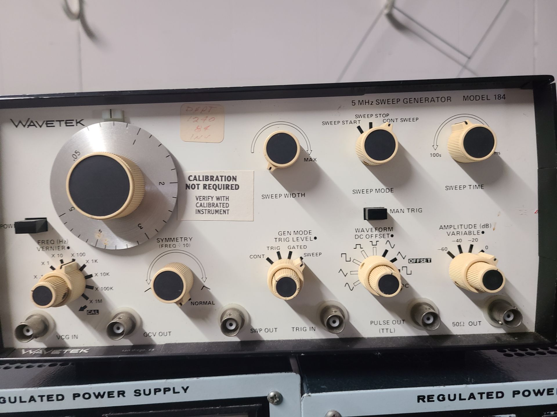 (1) HARRISON 6289A DC POWER SUPPLY; (1) WAVETEK 5 MHZ SWEEP GENERATOR MODEL # 184; (2) PMC REGULATED - Image 3 of 5