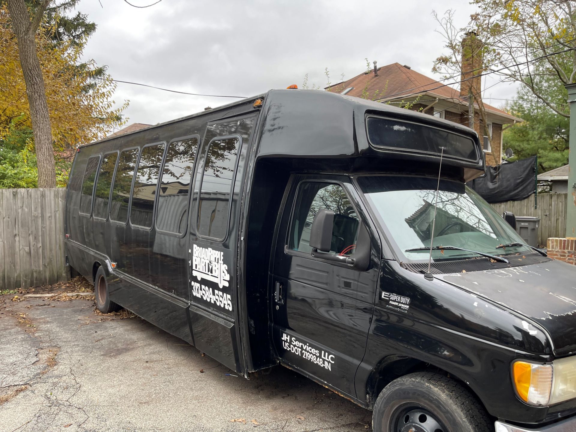 1998 FORD ECONOLINE (FORMER PARTY BUS) VIN: 1FDXE407WHA57183