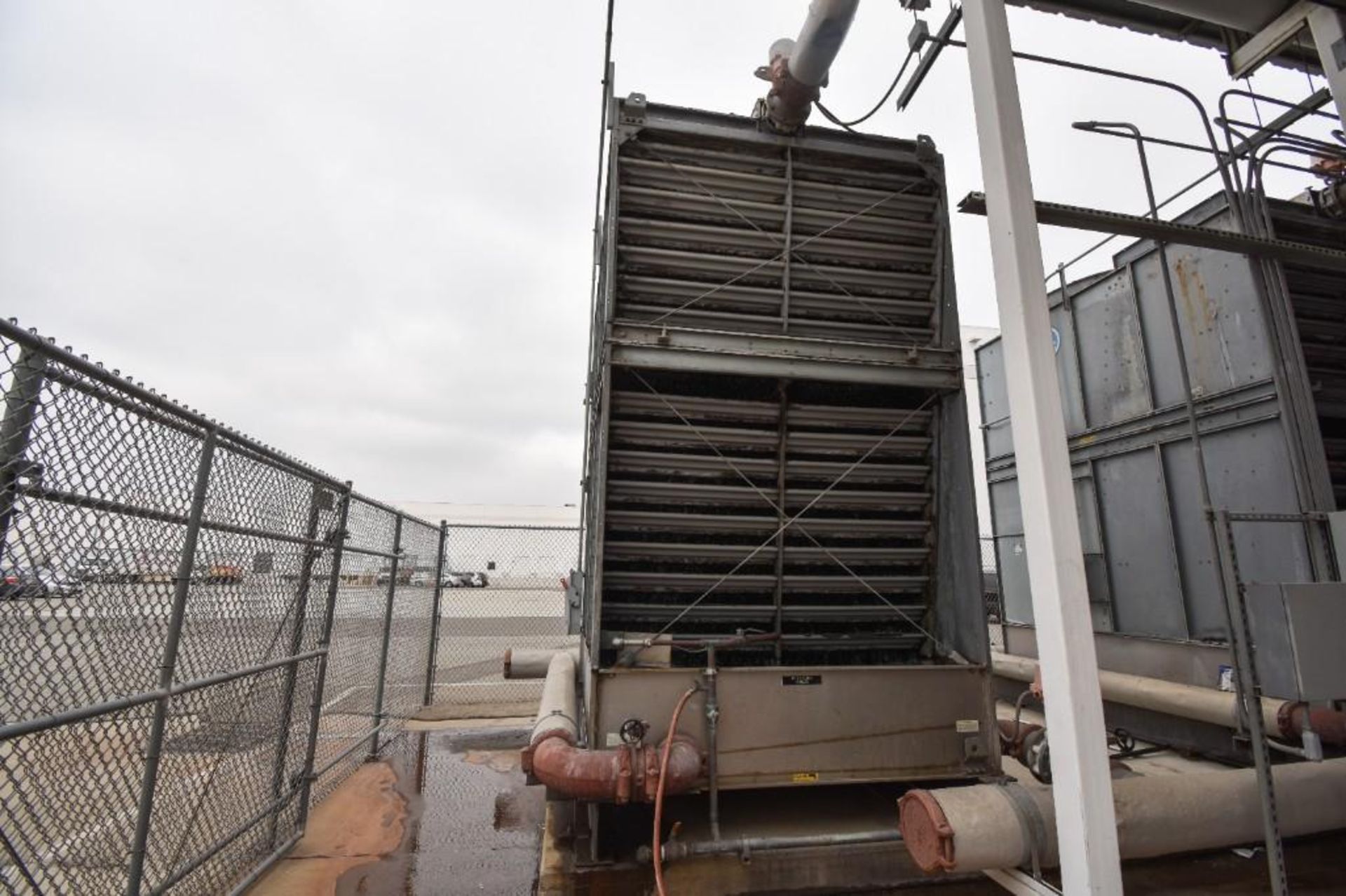 Baltimore Cooling Tower with Pump and Control Panel - Image 4 of 8