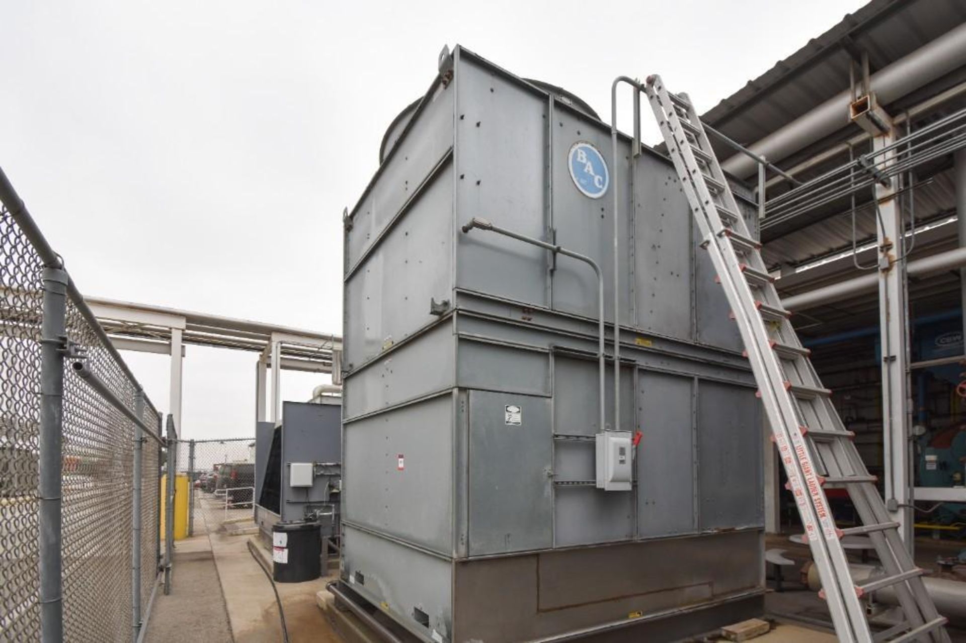 Baltimore Cooling Tower with Pump and Control Panel - Image 3 of 12