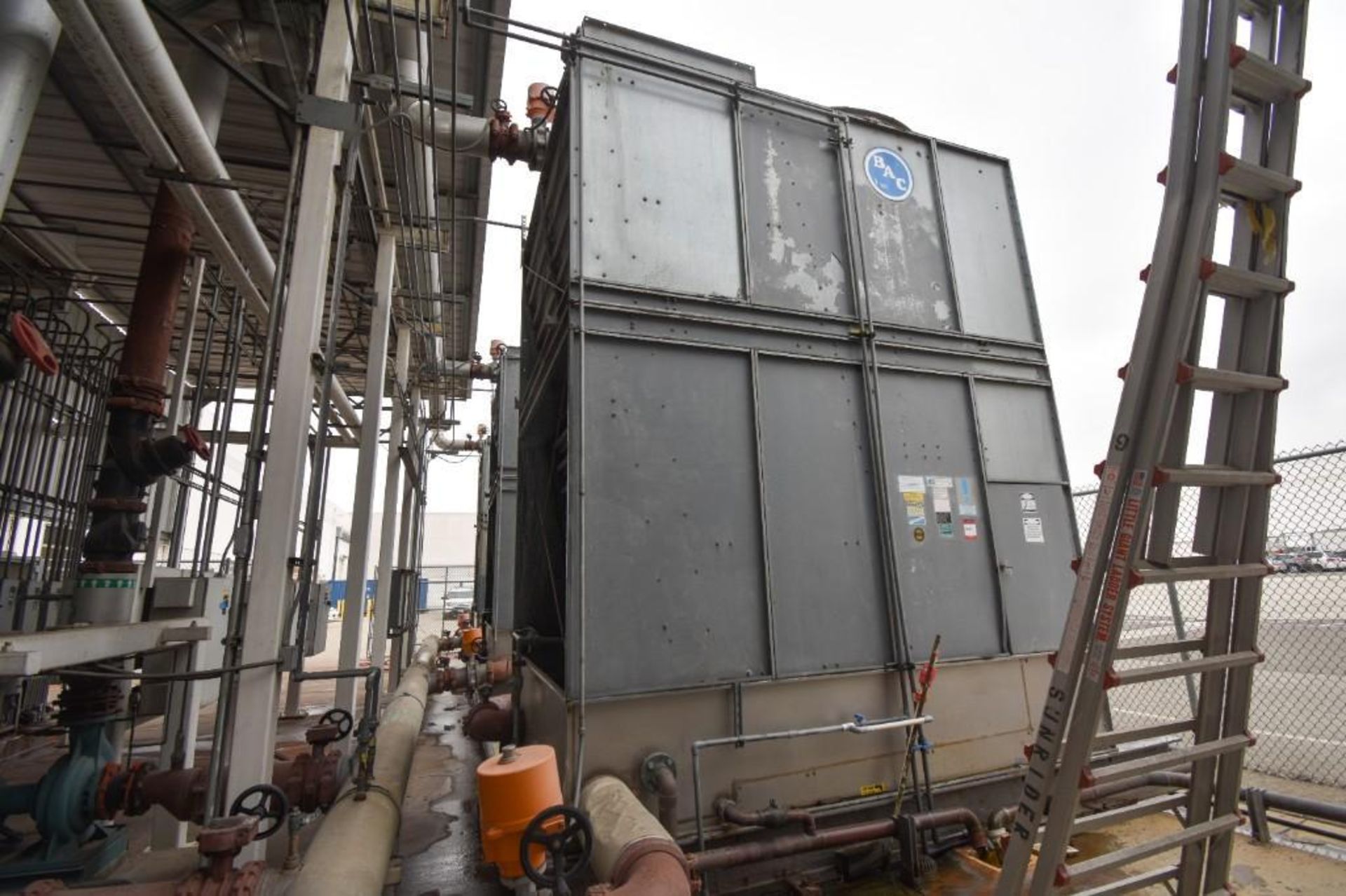 Baltimore Cooling Tower with Pump and Control Panel - Image 7 of 12