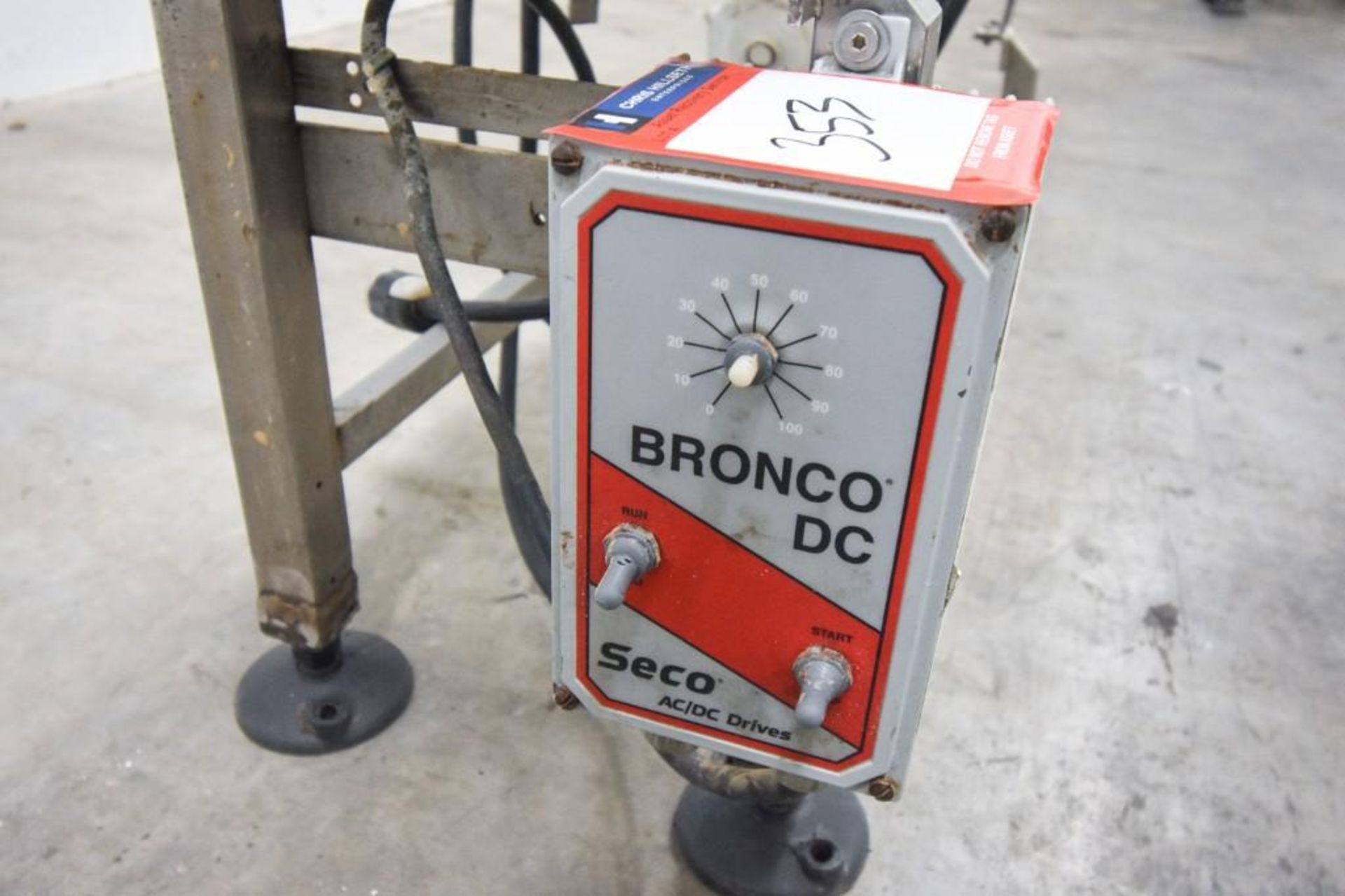 Transfer Conveyor with Bronco variable speed control - Image 3 of 4