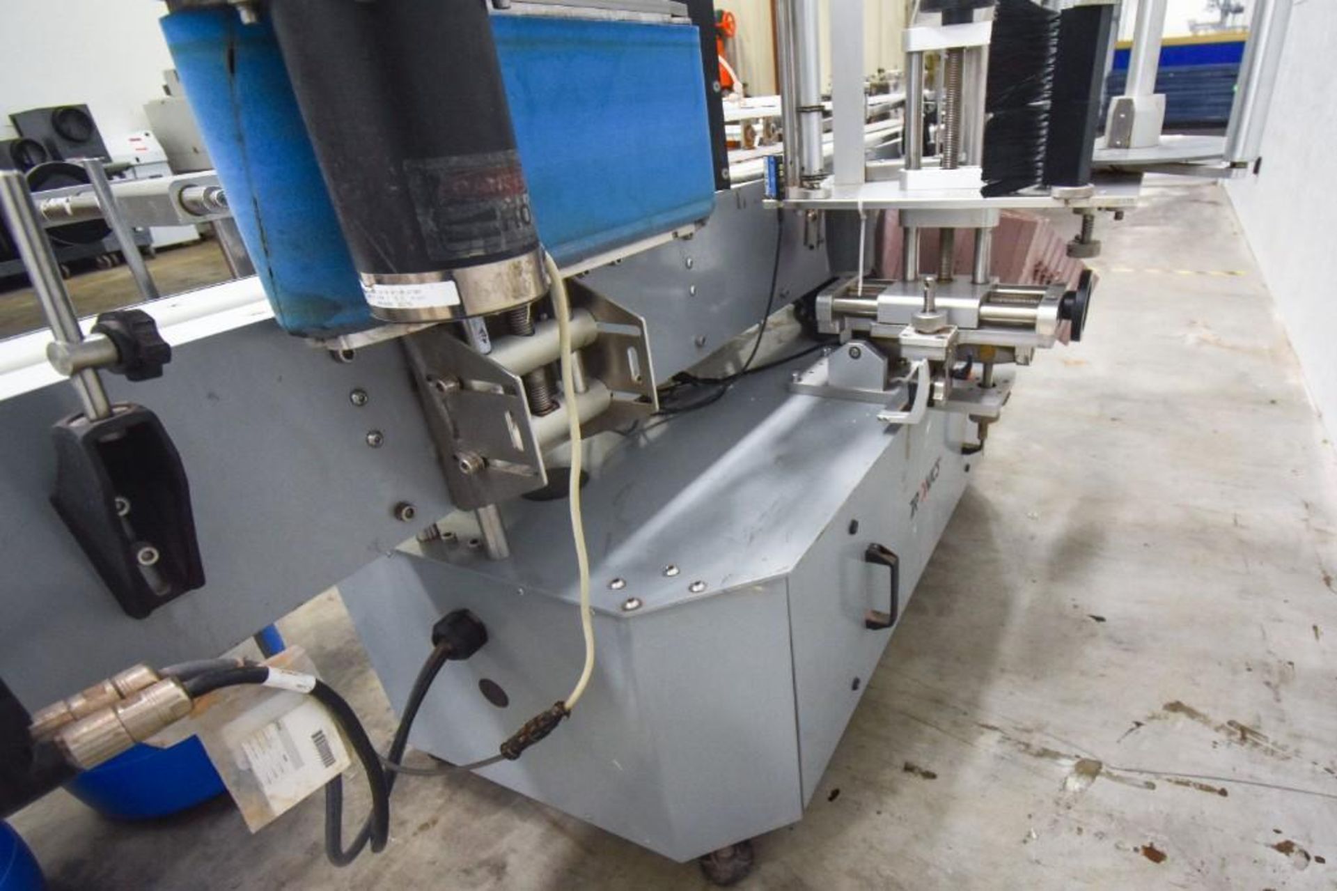 Tronics S3S Front and Back Premier Labeler with spare parts - Image 6 of 11