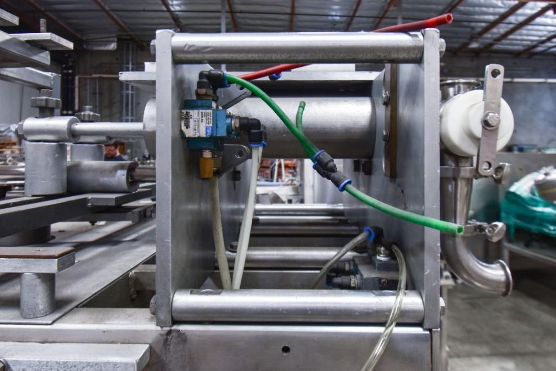 Pack West Dual Pneumatic Piston Filler - Image 7 of 10