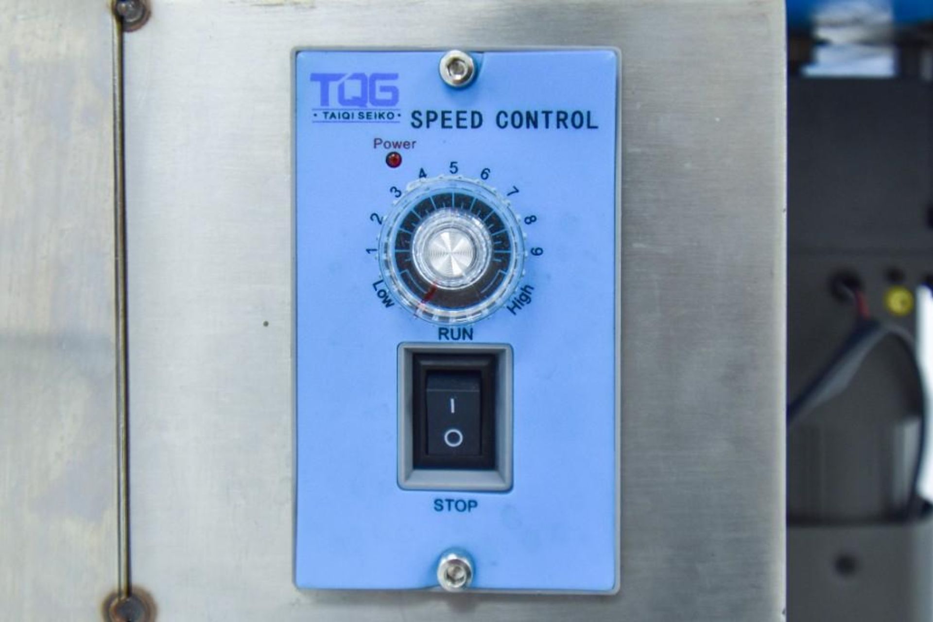 28" Diameter Accumulation Table With Variable Speed Control - Image 2 of 2