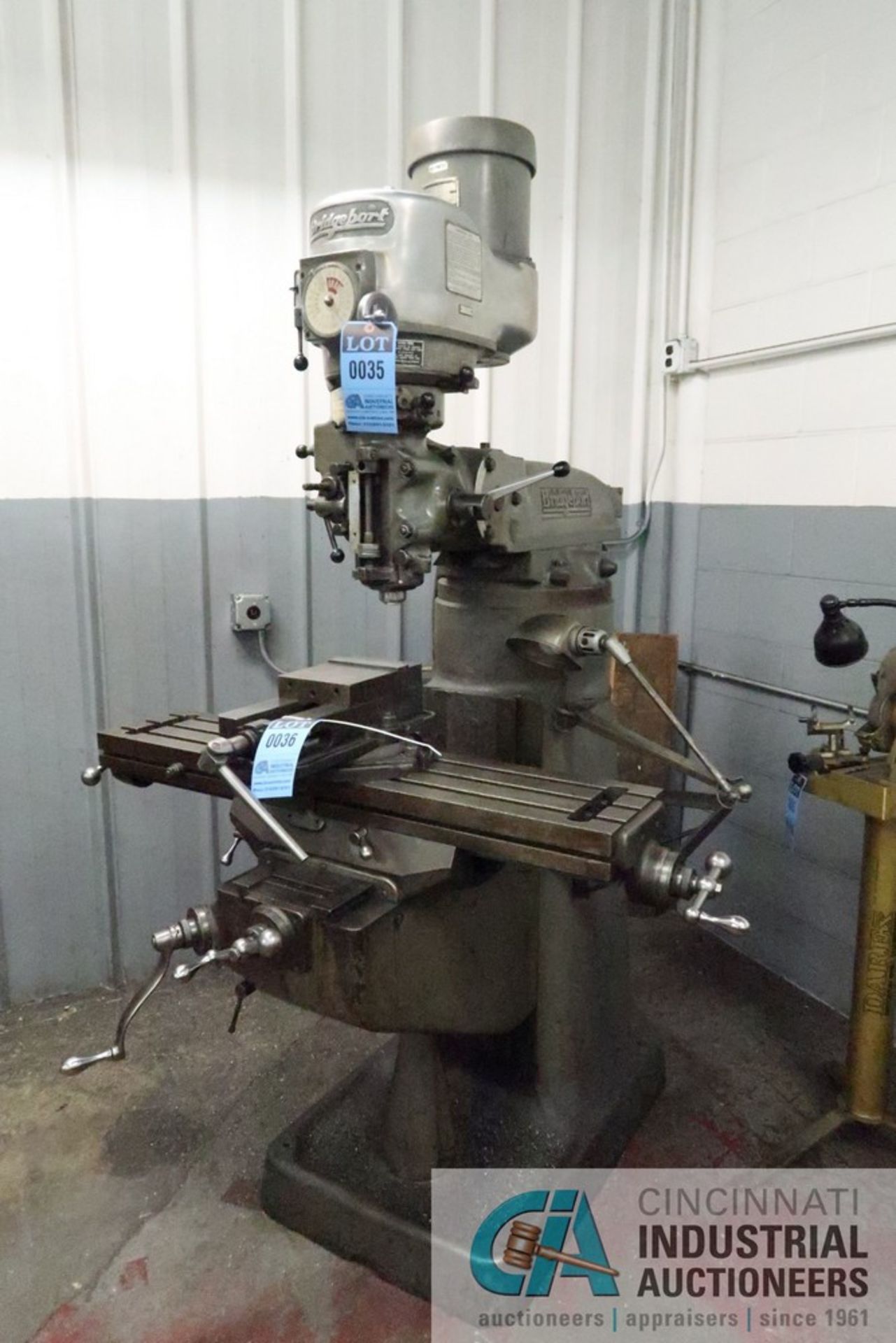 1-1/2 HP BRIDGEPORT VERTICAL MILL; S/N 129764, 9" X 42" TABLE, SPINDLE SPEED 60-4,200 RPM