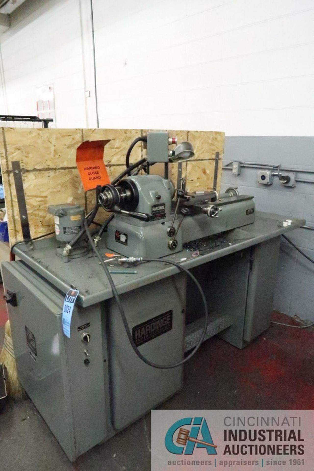 9" X 20" HARDINGE DV-59 DOVETAIL BED PRECISION LATHE; S/N DV-5-19563, COLLET CHUCK, 1-1/4" THROUGH