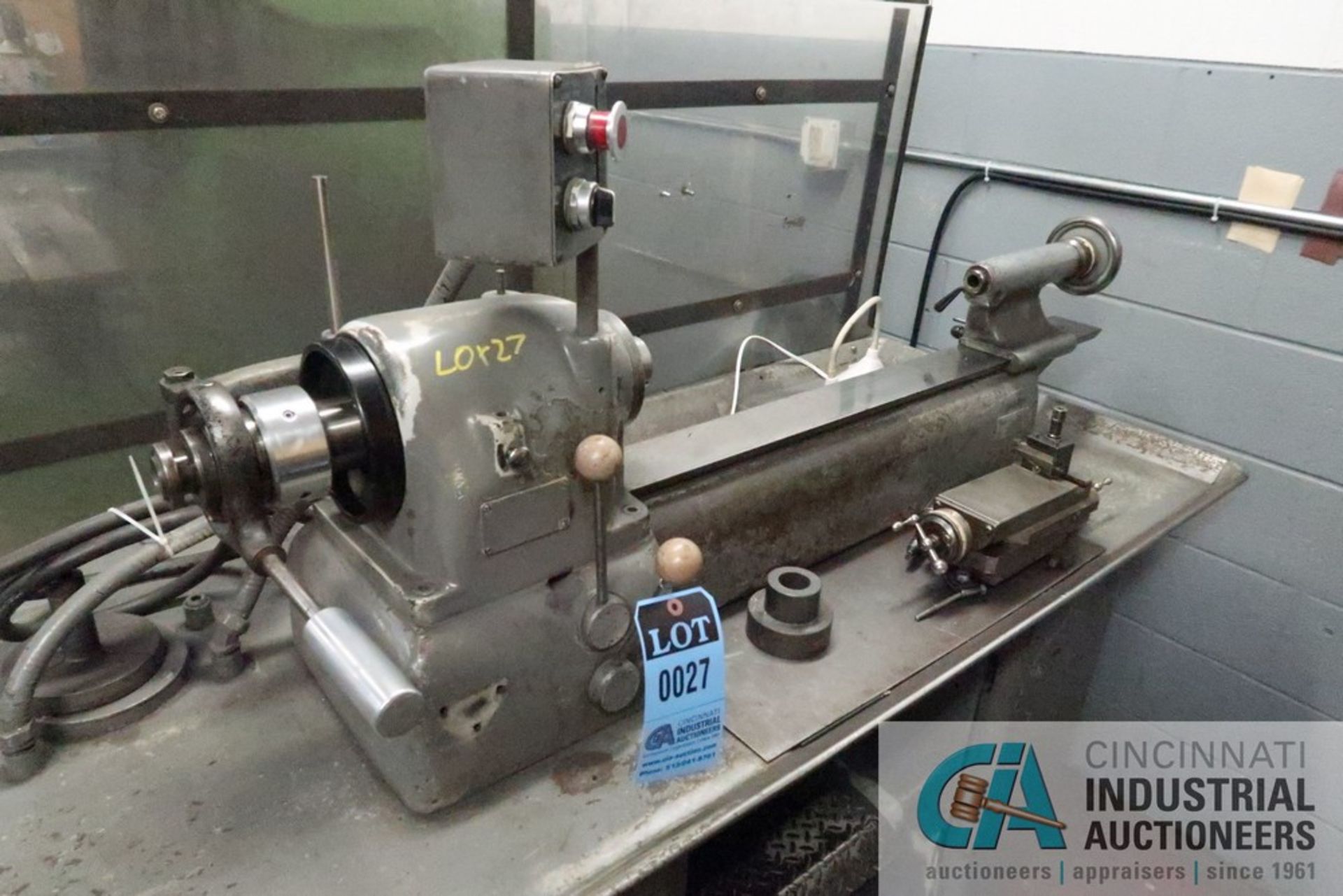 9" X 20" HARDINGE DV-59 DOVETAIL BED PRECISION LATHE; S/N N/A, COLLET CHUCK, 1-1/4" THROUGH HOLE, - Image 2 of 8
