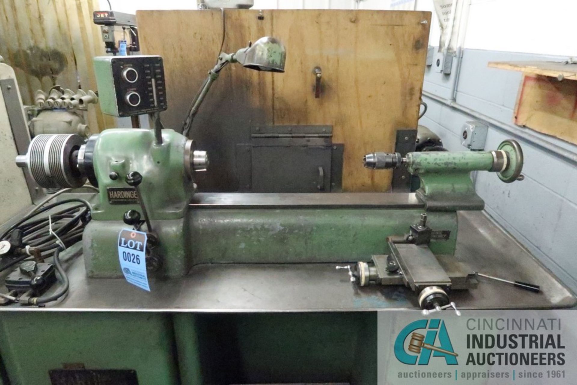 9" X 20" HARDINGE DV-59 DOVETAIL BED PRECISION LATHE; S/N N/A, COLLET CHUCK, 1-1/4" THROUGH HOLE, - Image 2 of 9