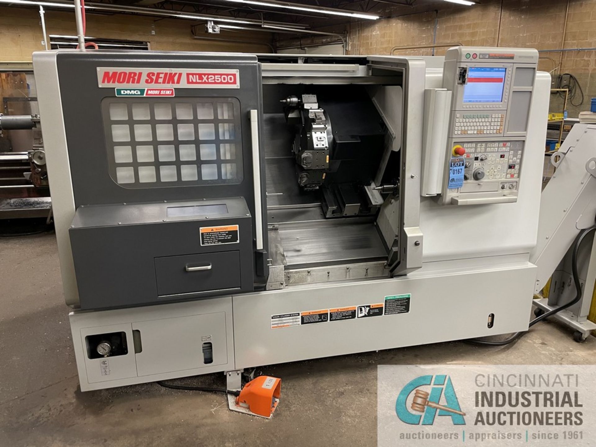 MORI SEIKI MODEL NLX2500/700 CNC TURNING CENTER; S/N NL252130318, M730BM CONTROL, 10" KITAGAWA 3-JAW - Image 4 of 18