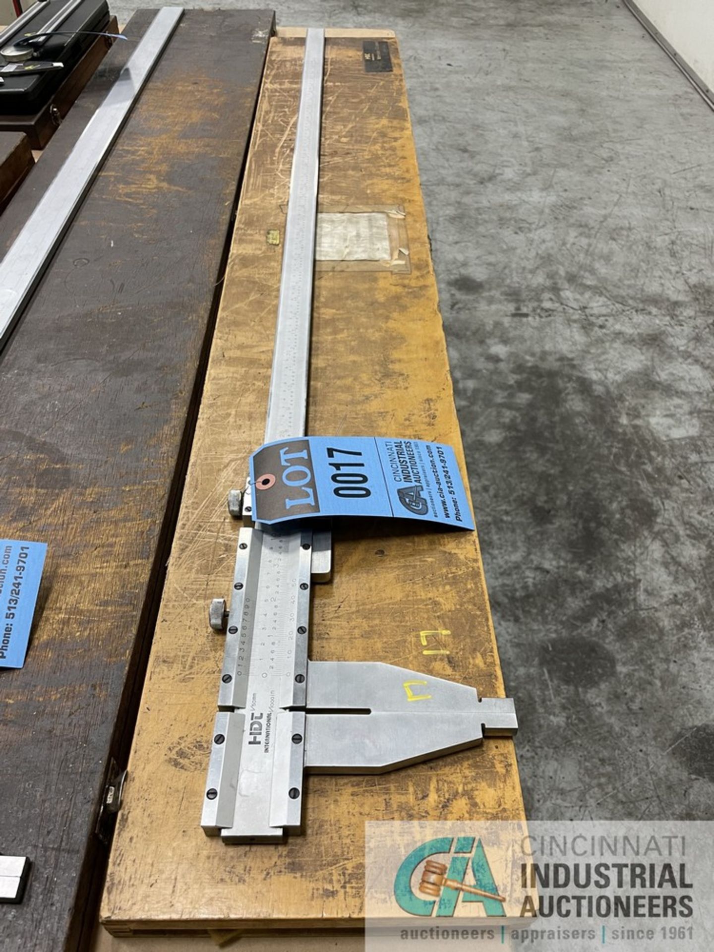 40" HDC CALIPER