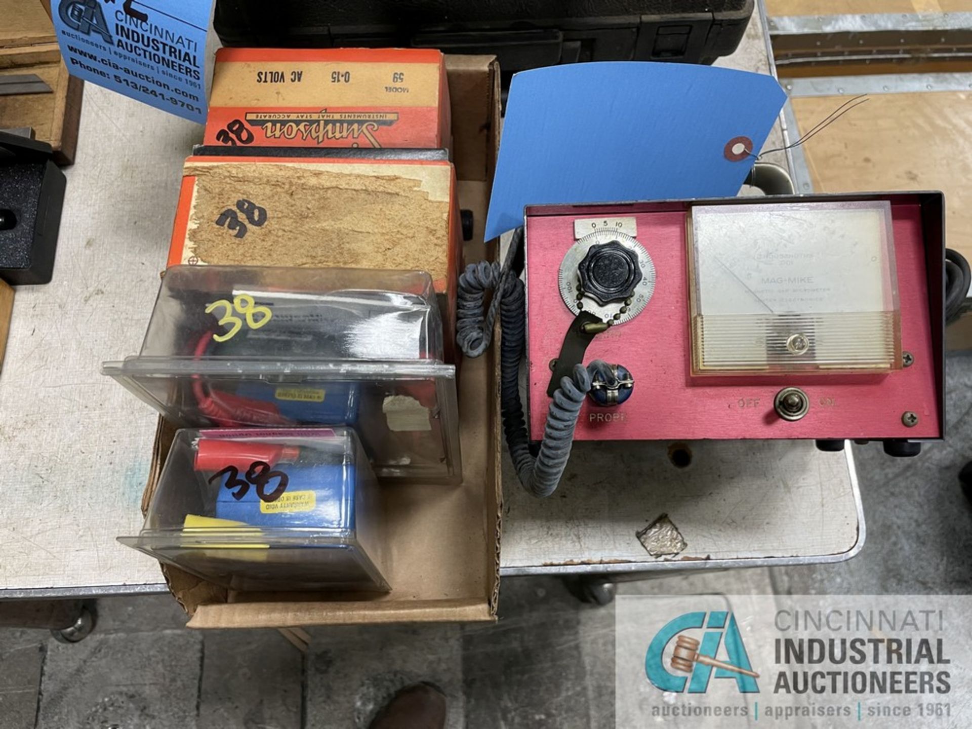 (LOT) ASSORTED VOLT METERS