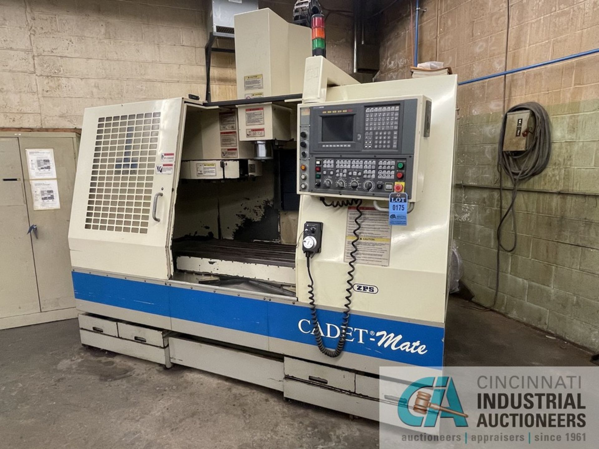 OKUMA CADET MATE CNC VERTICAL MACHINING CENTER; S/N 0134, 20" X 40" TABLE, 40-TAPER SPINDLE, OSP700M - Image 2 of 10