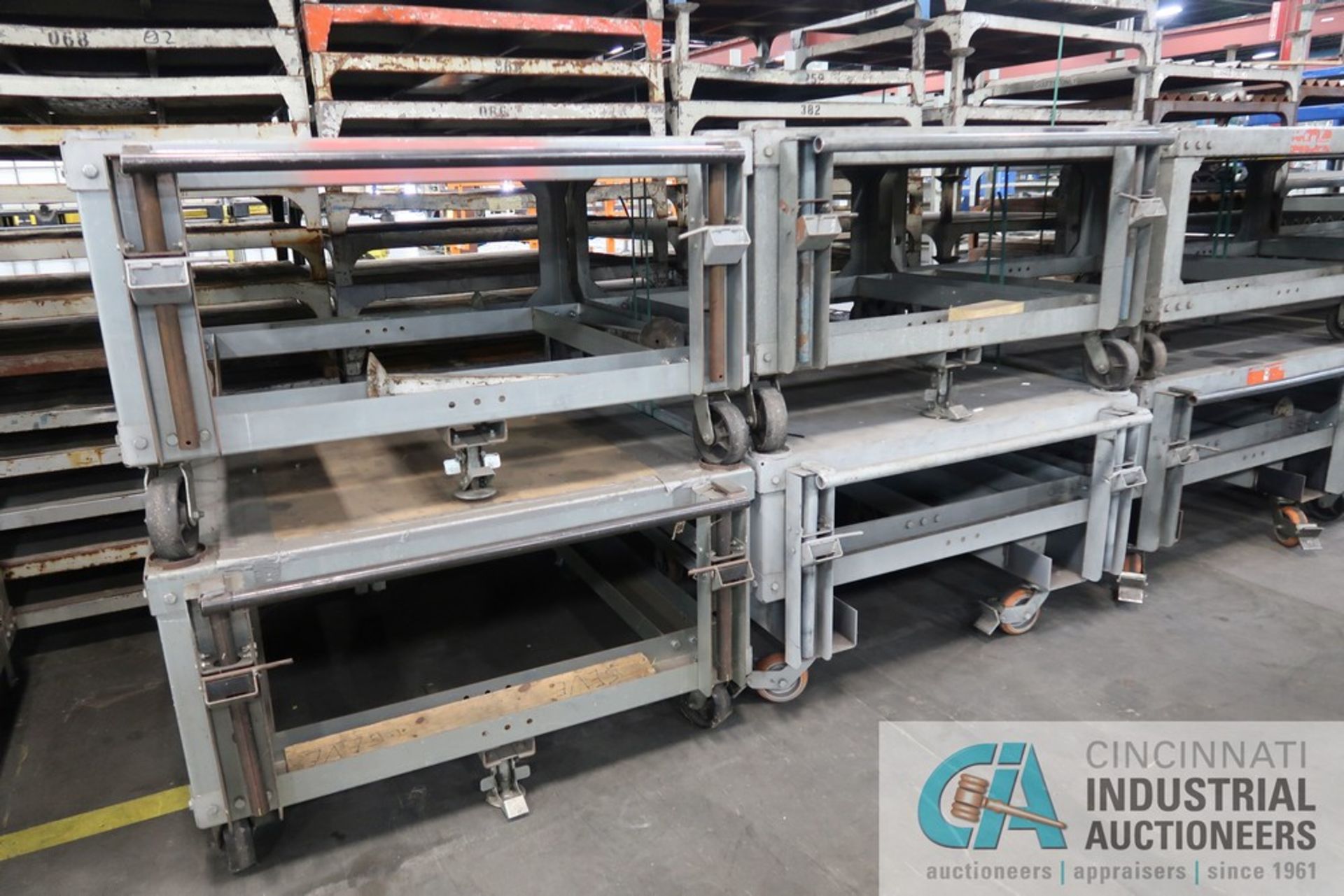 50" x 50" x 30" HIGH HEAVY DUTY BOLT TOGETHER STEEL MATERIAL CARTS - Image 3 of 6