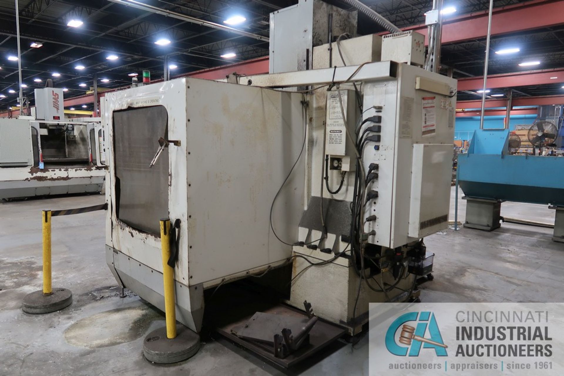 1998 HAAS MODEL VF-4 CNC VERTICAL MACHINING CENTER; S/N 15926 - Image 4 of 10
