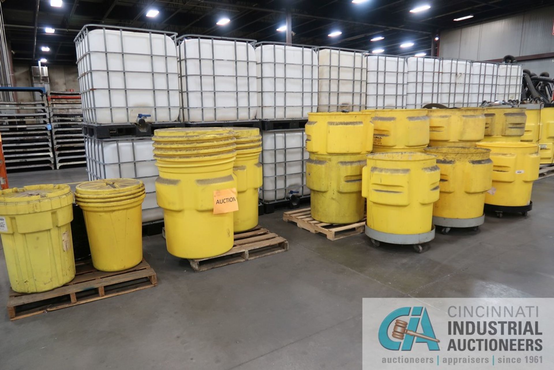 EAGLE SINGLE DRUM CONTAINMENT BARRELS - Image 3 of 3