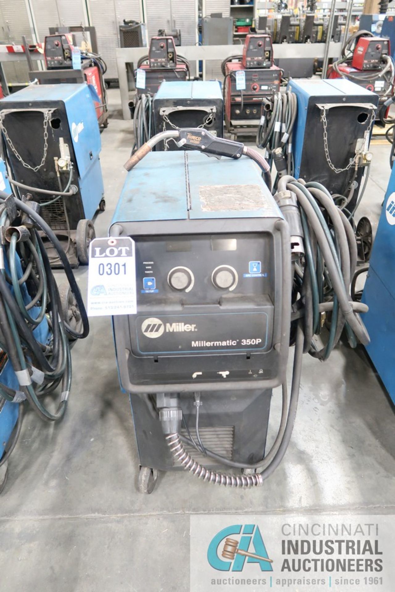 350 AMP MILLER MODEL MILLERMATIC 350P MIG WELDING POWER SOURCE S/N MA500086B WITH BUILT IN WIRE