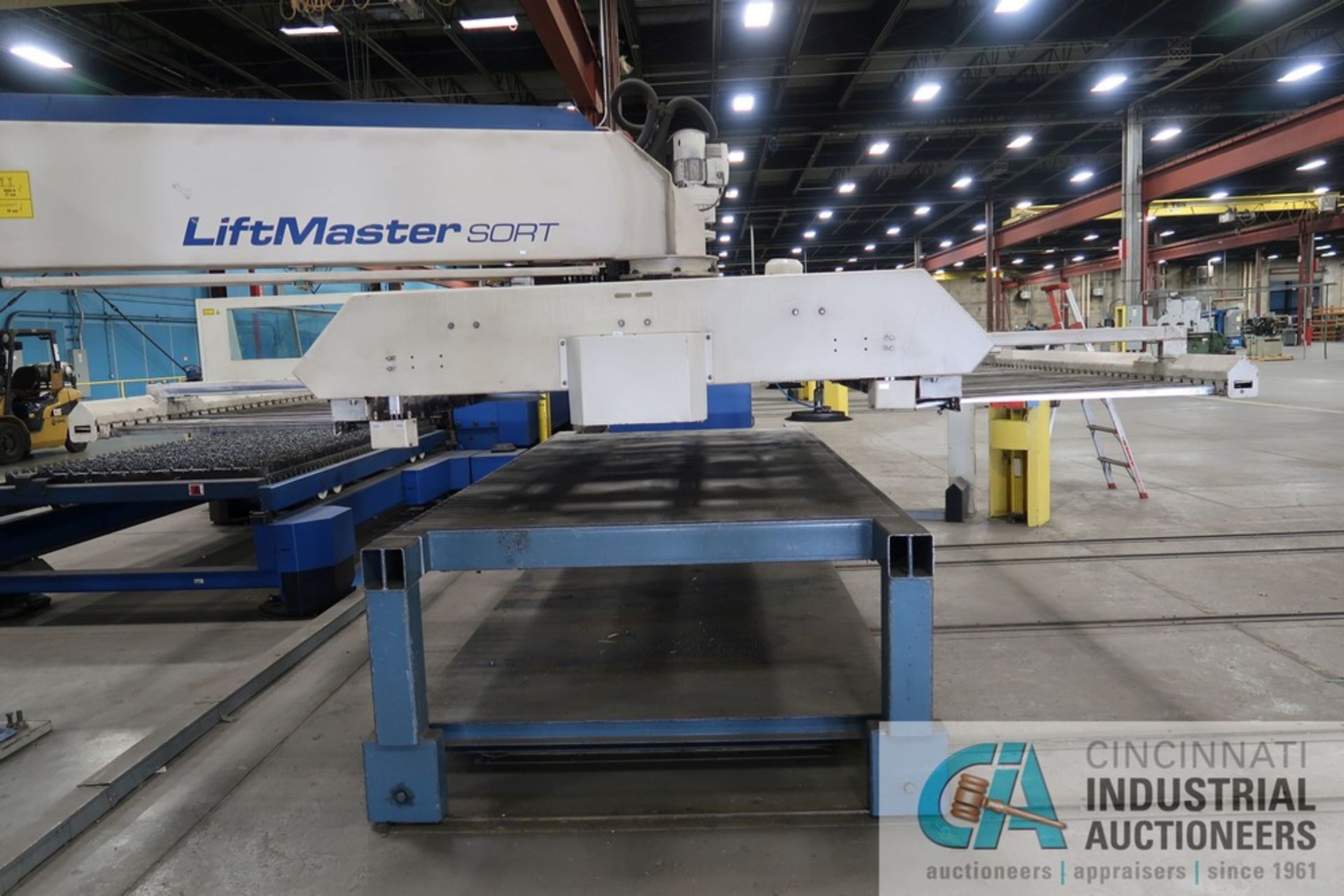 6,000 WATT TRUMPF TRULASER 5030 CLASSIC C02 LASER WITH LIFT MASTER; S/N LASER A0230A1998 (NEW 12- - Image 16 of 26