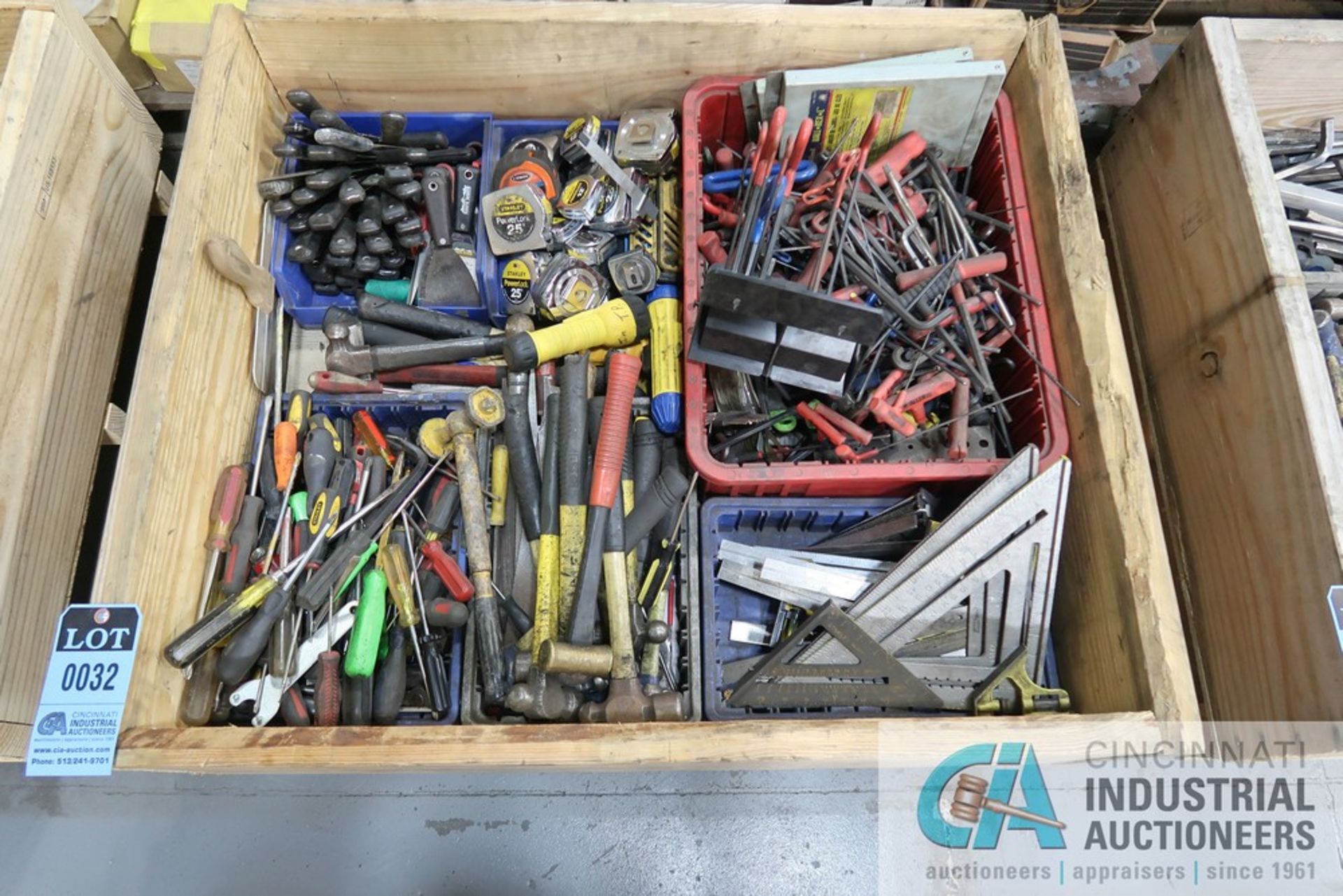 CRATE MISC. HAND TOOLS