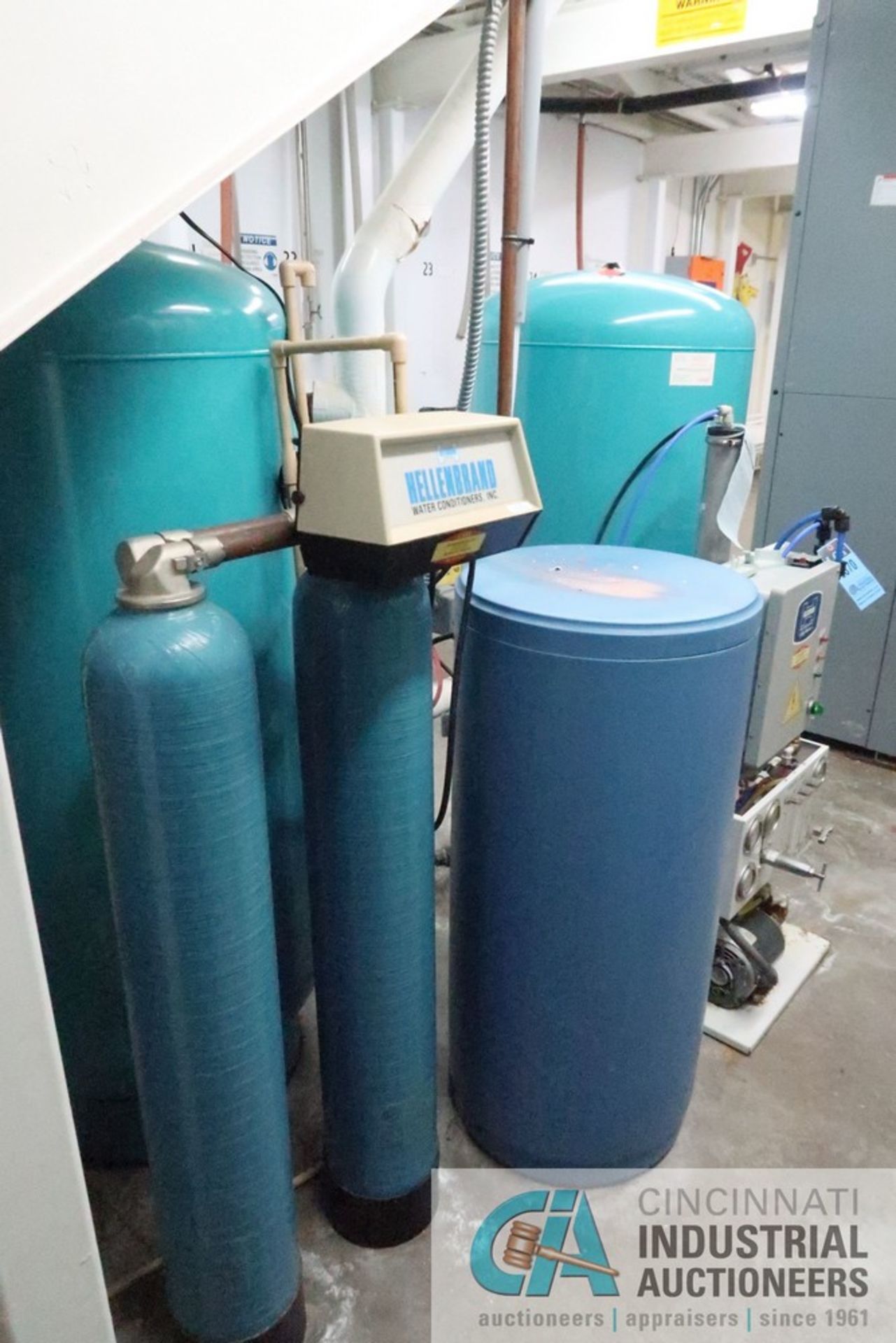 HELLENBRAND WATER SOFTENER SYSTEM - Image 3 of 8