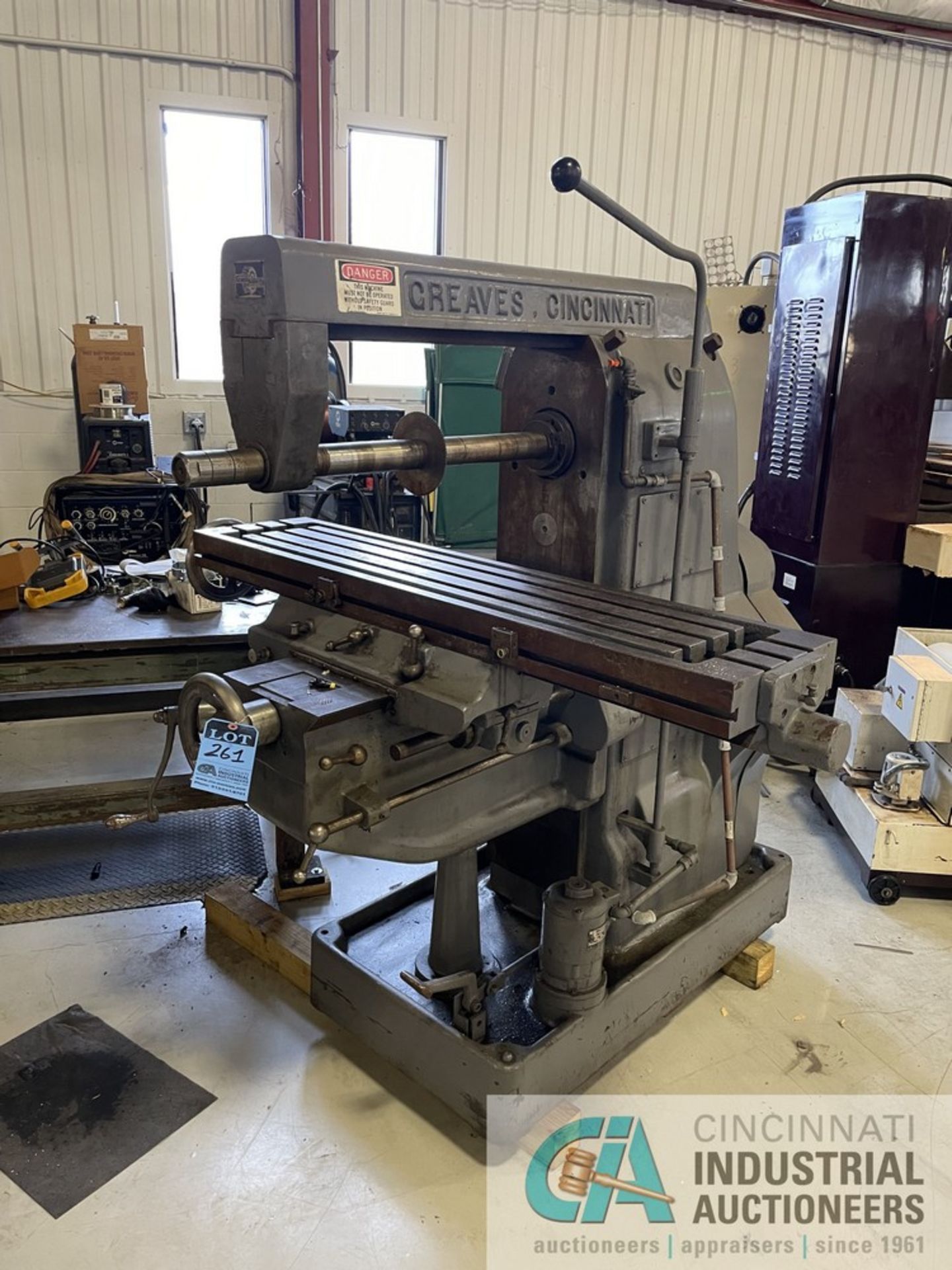 ****Cincinnati Greaves Horizontal Milling Machine, 12" x 53" Table ****Machine located in