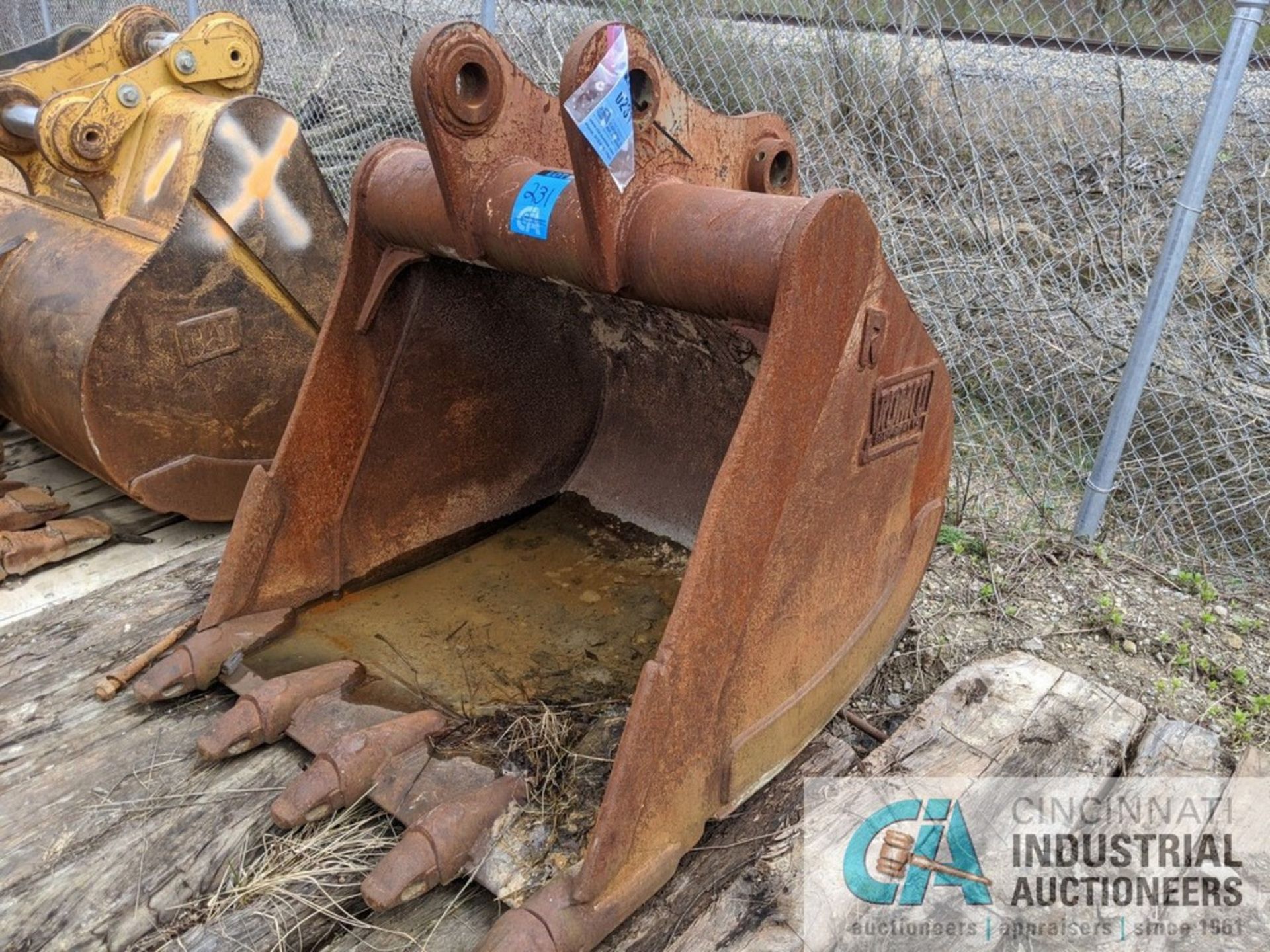 44" ROCKLAND EXCAVTOR BUCKET **LOCATED AT 4366 GLENN HIGHWAY, CAMBRIDGE, OHIO 43725**