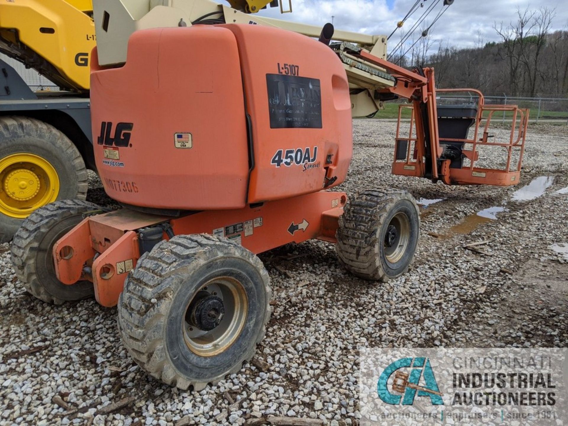 2011 JLG MODEL 450 AJ SERIES II 4X4 DIESEL ROUGH TERRAIN BOOM LIFT; S/N 0300144980, 500 LB. BUCKET - Image 3 of 9