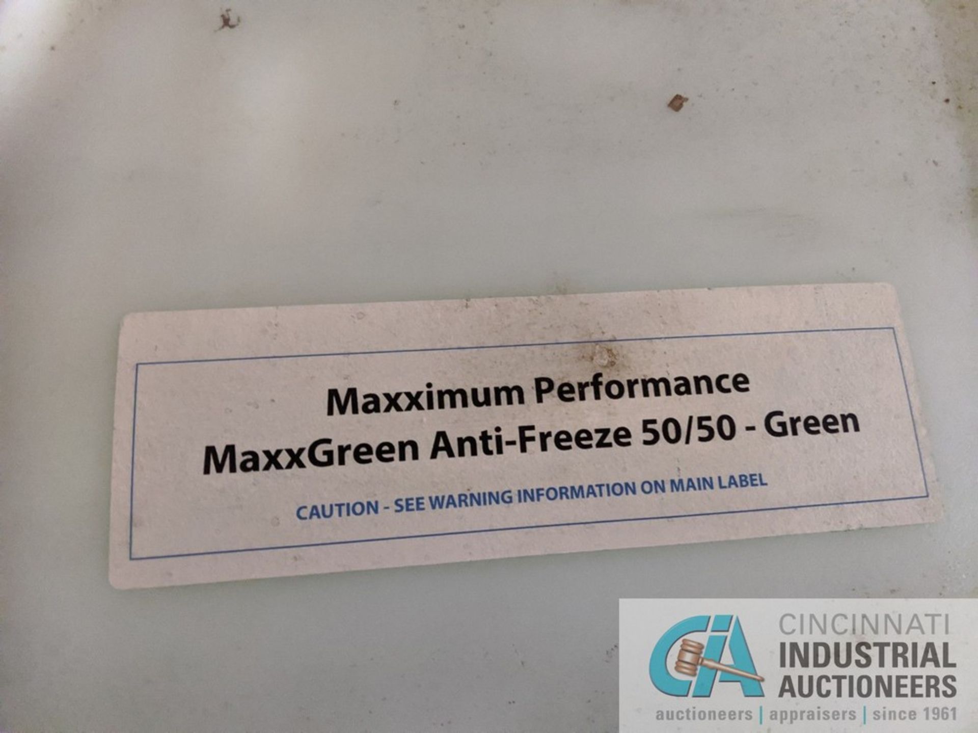 300 GALLON SAFETY TOTE OF MAX GOLD H.D. ANTIFREEZE **LOCATED AT 128 STEUBENVILLE AVE., CAMBRIDGE, - Image 2 of 2