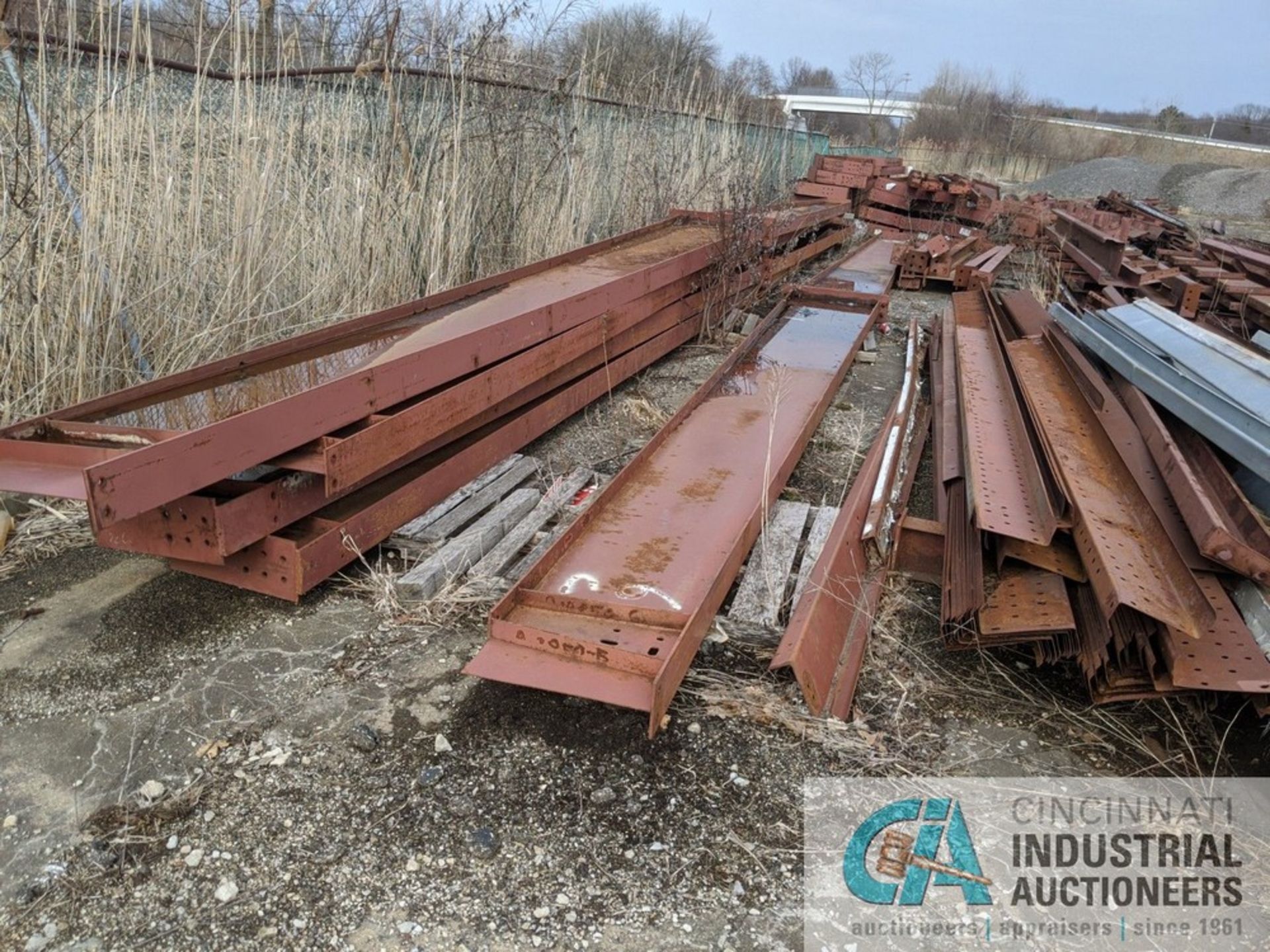 100' X 150' CLEAN SPAN STEEL FRAME BUTLER BUILDING, FRAMEWORK AND HARDWARE ONLY-DISASSEMBLED, WILL - Image 10 of 20