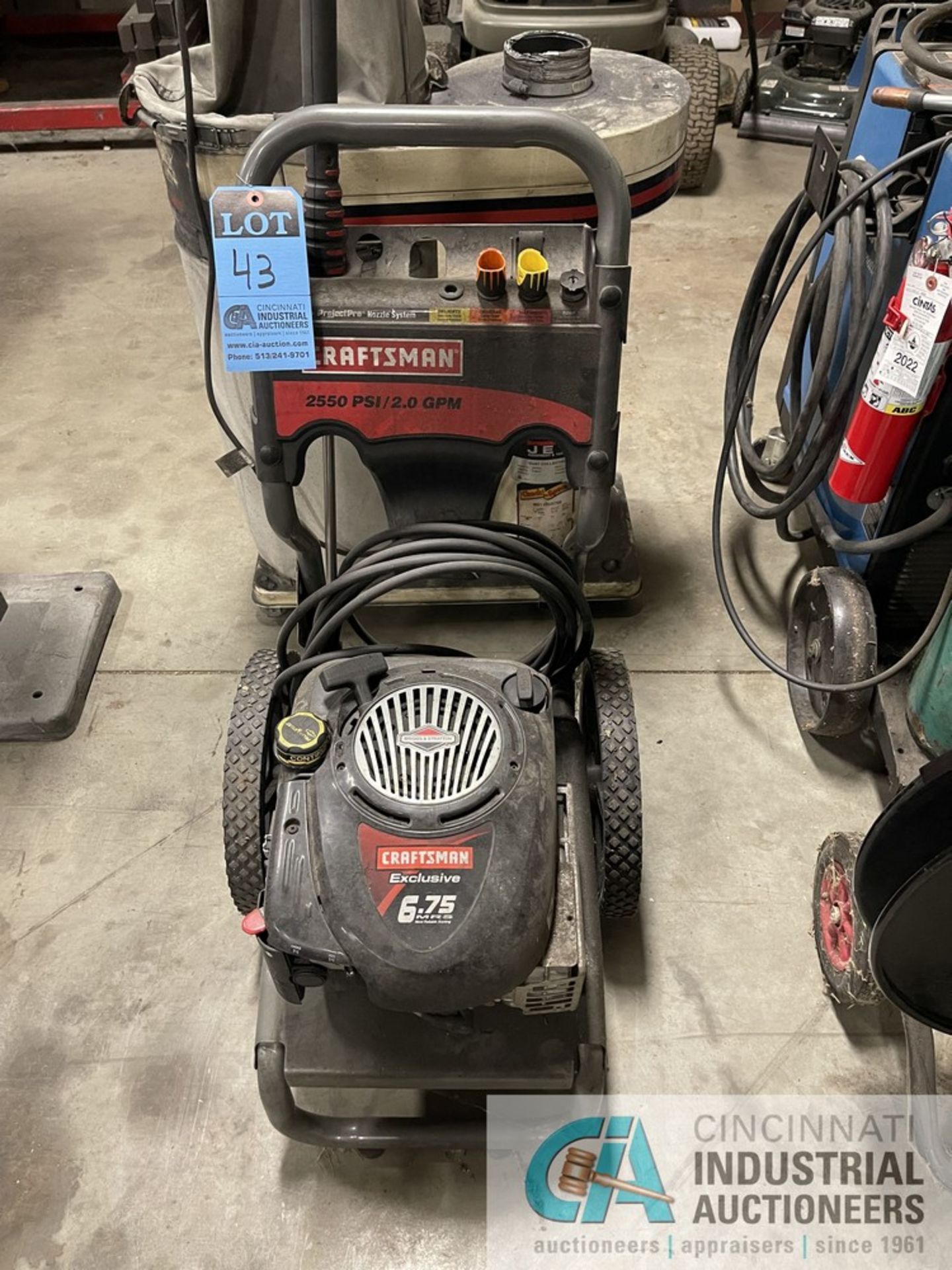 2,550 PSI GAS POWERED CRAFTSMAN PRESSURE WASHER - Image 2 of 3