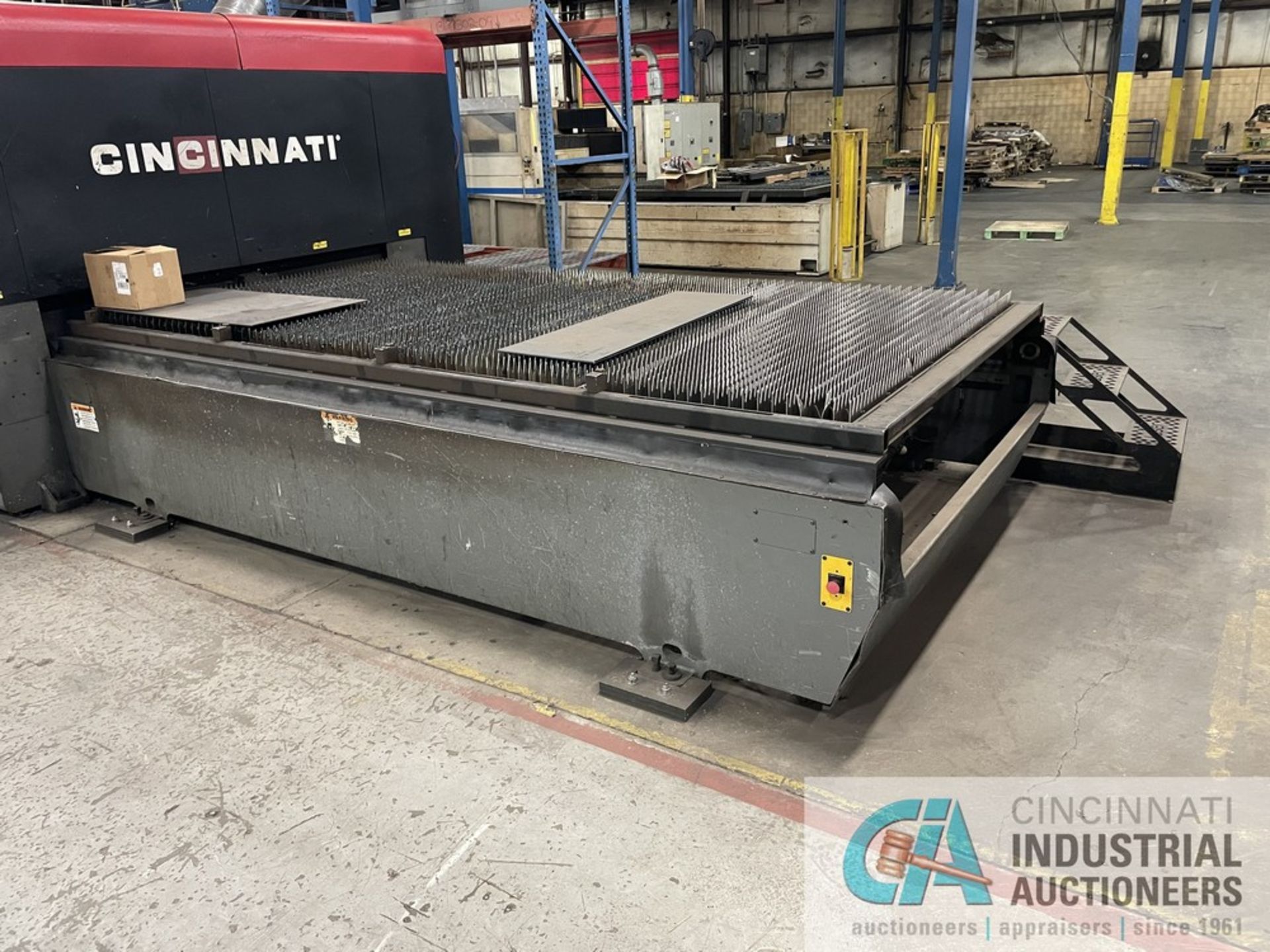 8,000 WATT CINCINNATI MODEL CL-980-6X12 CNC FIBER LASER CUTTING SYSTEM; S/N 056611, 78 3/4" X 157 - Image 3 of 26