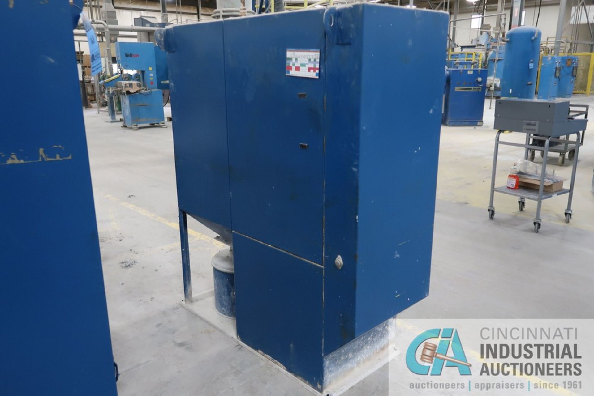 TORIT DONALDSON MODEL DF02-2QS DUST COLLECTOR; S/N 2658370-002, DELTA P CONTROL, 2-FILTER - Image 2 of 5