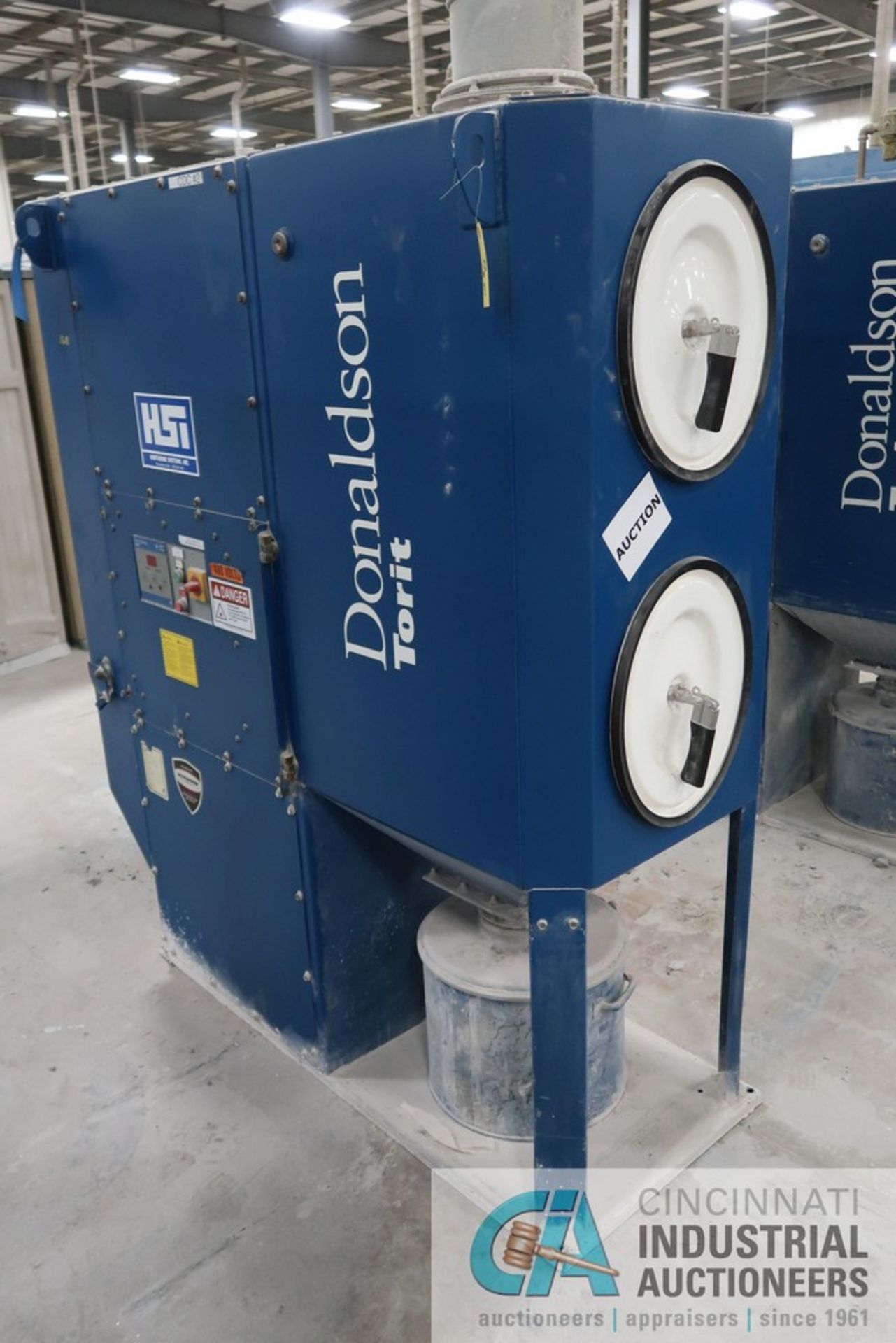 TORIT DONALDSON MODEL DF02-2QS DUST COLLECTOR; S/N 2658370-004, DELTA P CONTROL, 2-FILTER - Image 3 of 5