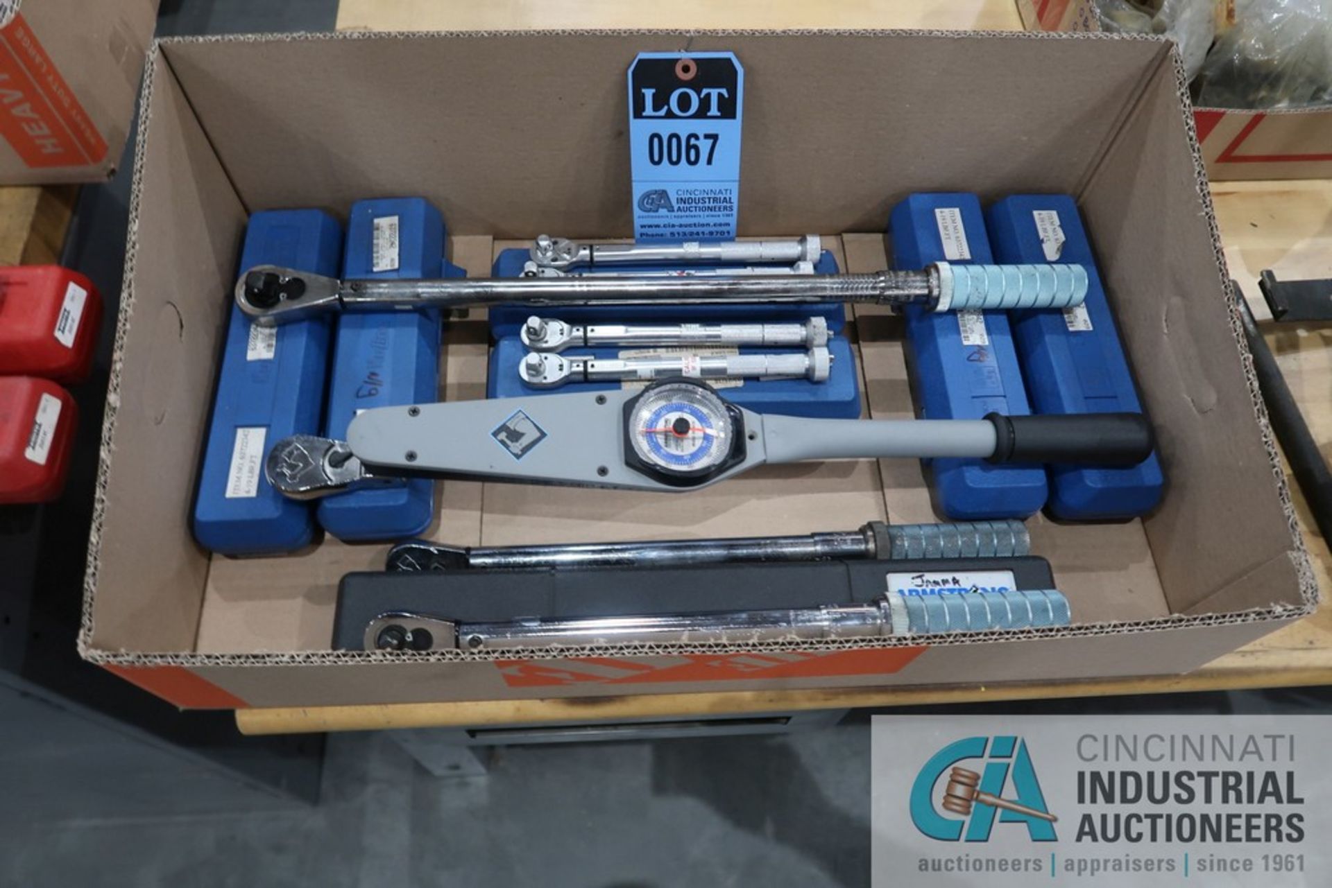 (LOT) MISC. FT. LBS. & DRIVE TORQUE WRENCHES