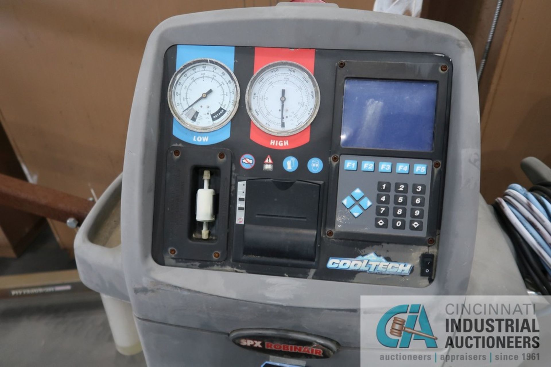 SPX/ROBINAIR COOLTECH REFRIGERANT RECOVERY, RECHARGING, AND RECYCLING STATION - Image 3 of 6